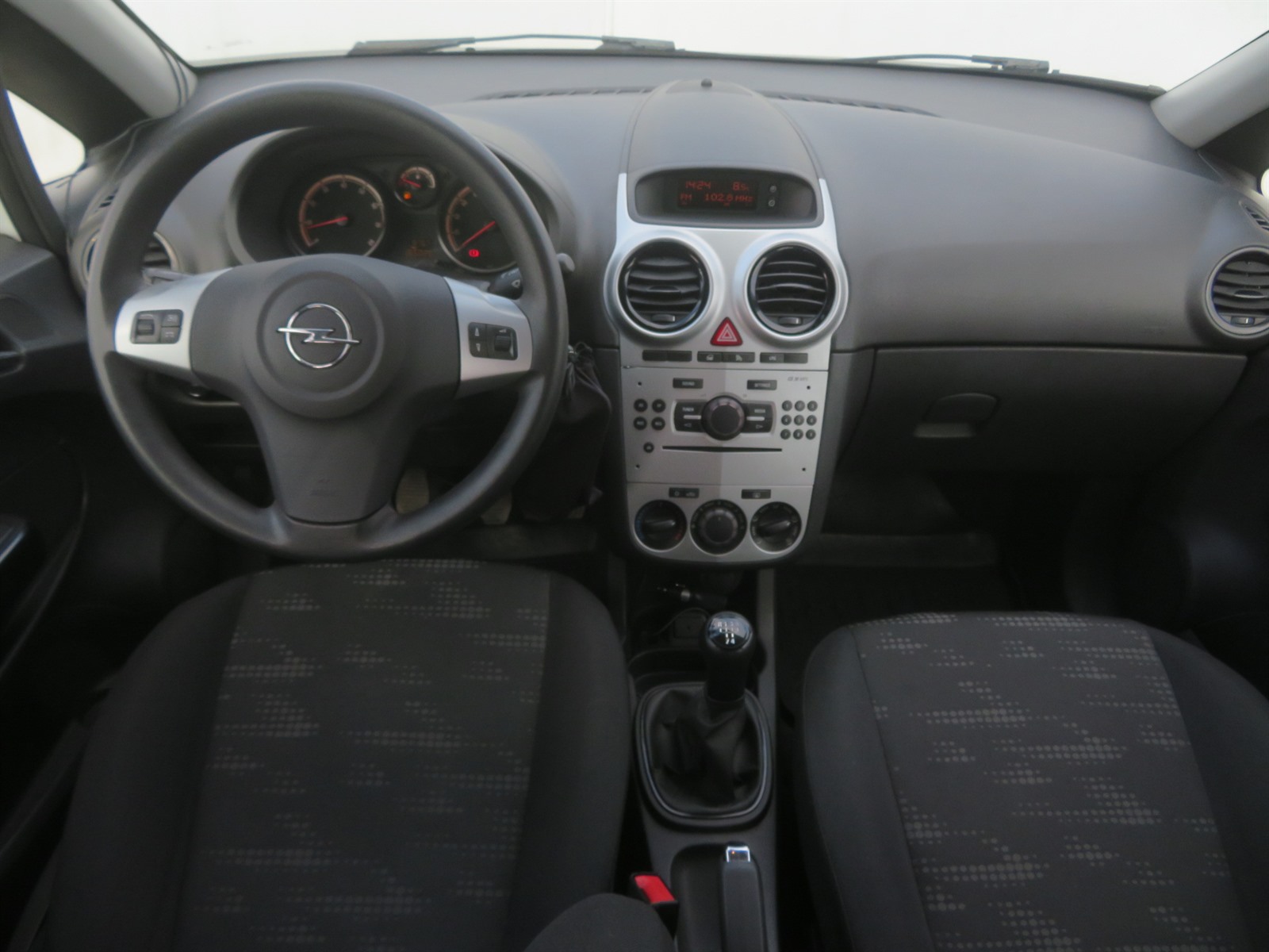 Opel Corsa, 2014 - pohled č. 10