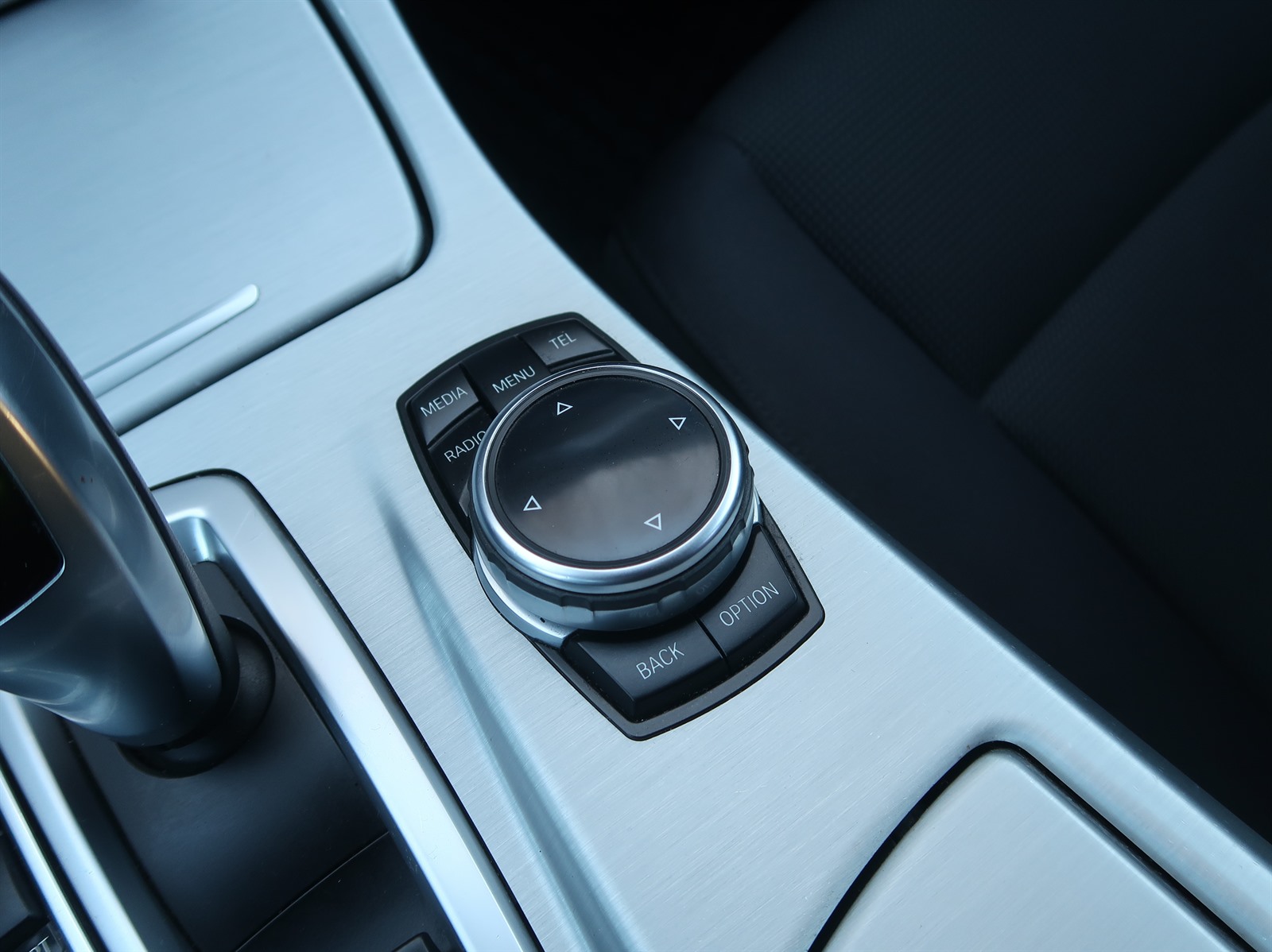 BMW Řada 5, 2014 - pohled č. 25