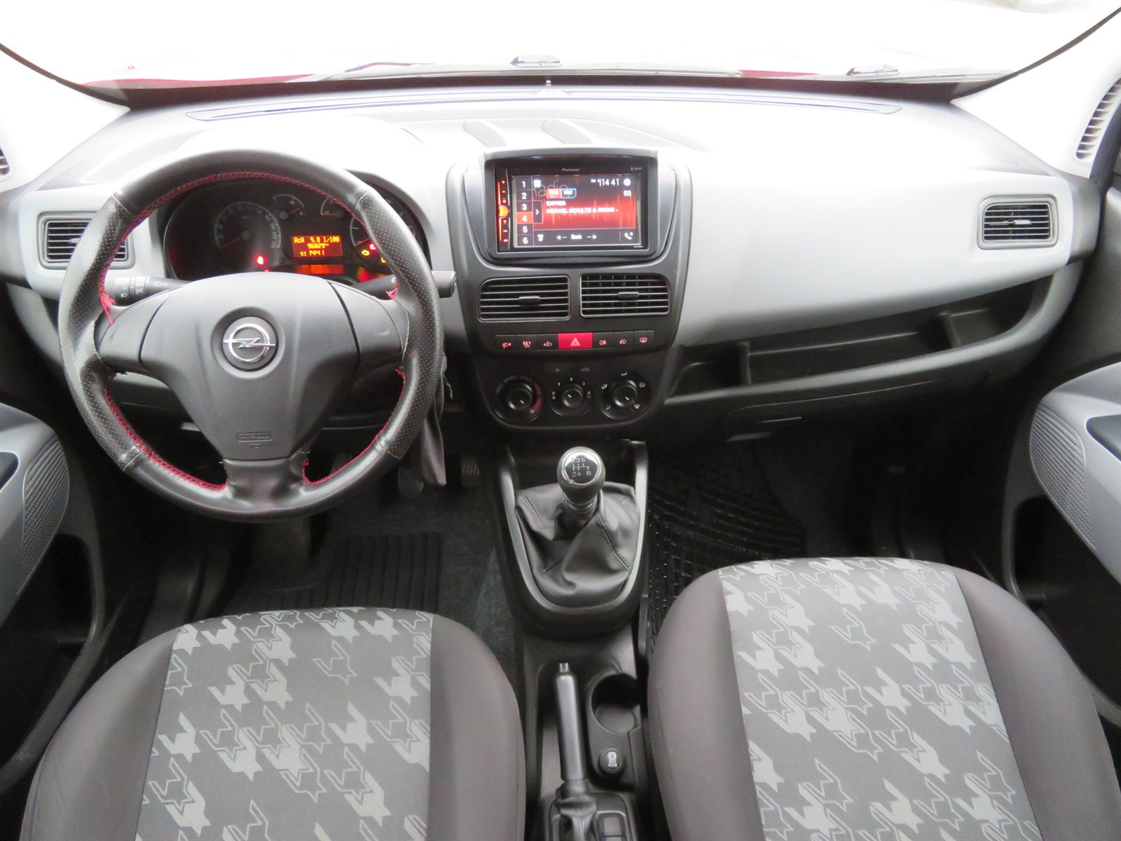 Opel Combo, 2015 - pohled č. 10