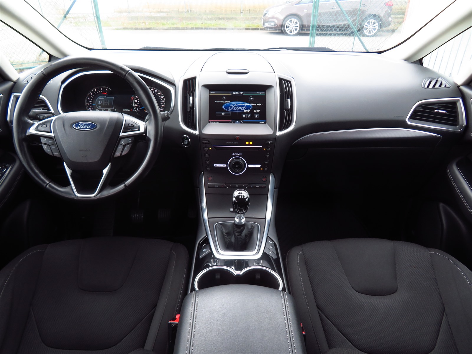 Ford S-MAX, 2015 - pohled č. 10
