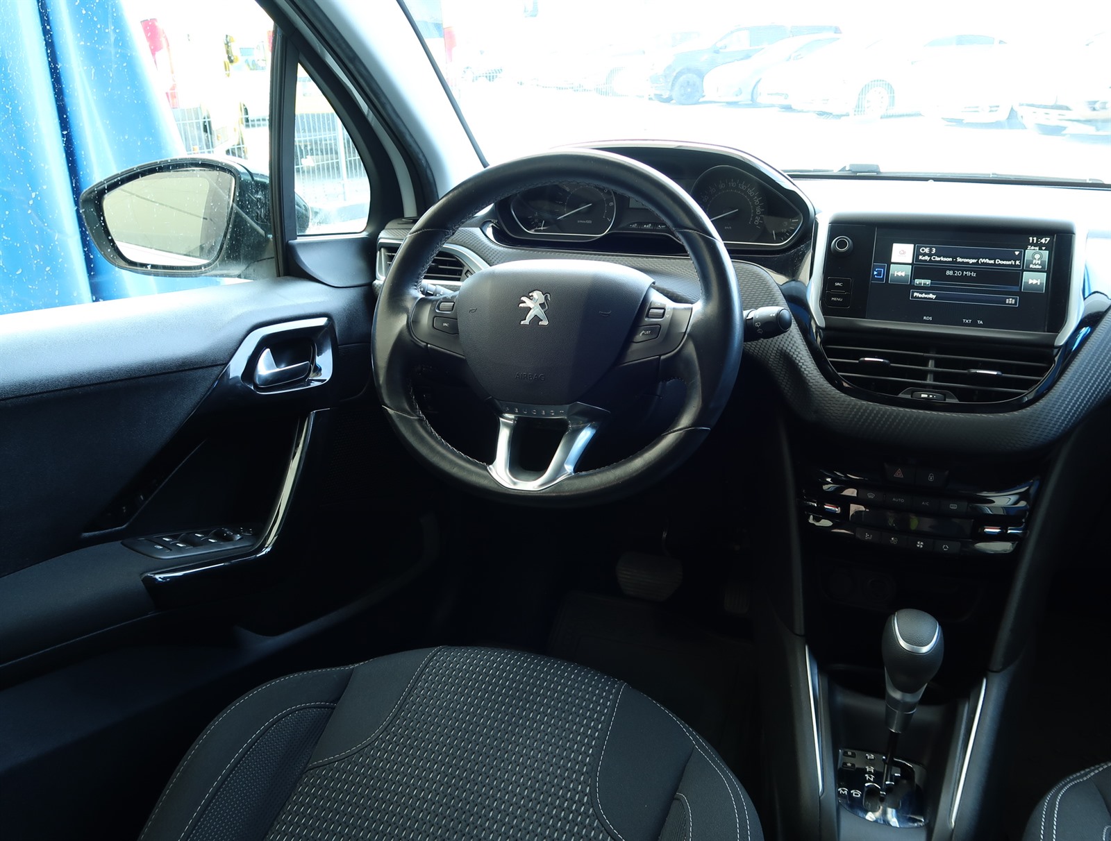 Peugeot 208, 2015 - pohled č. 9