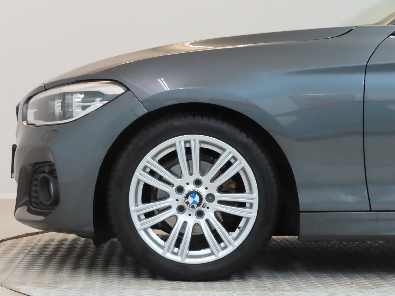 BMW 1, 2016 - pohled č. 21