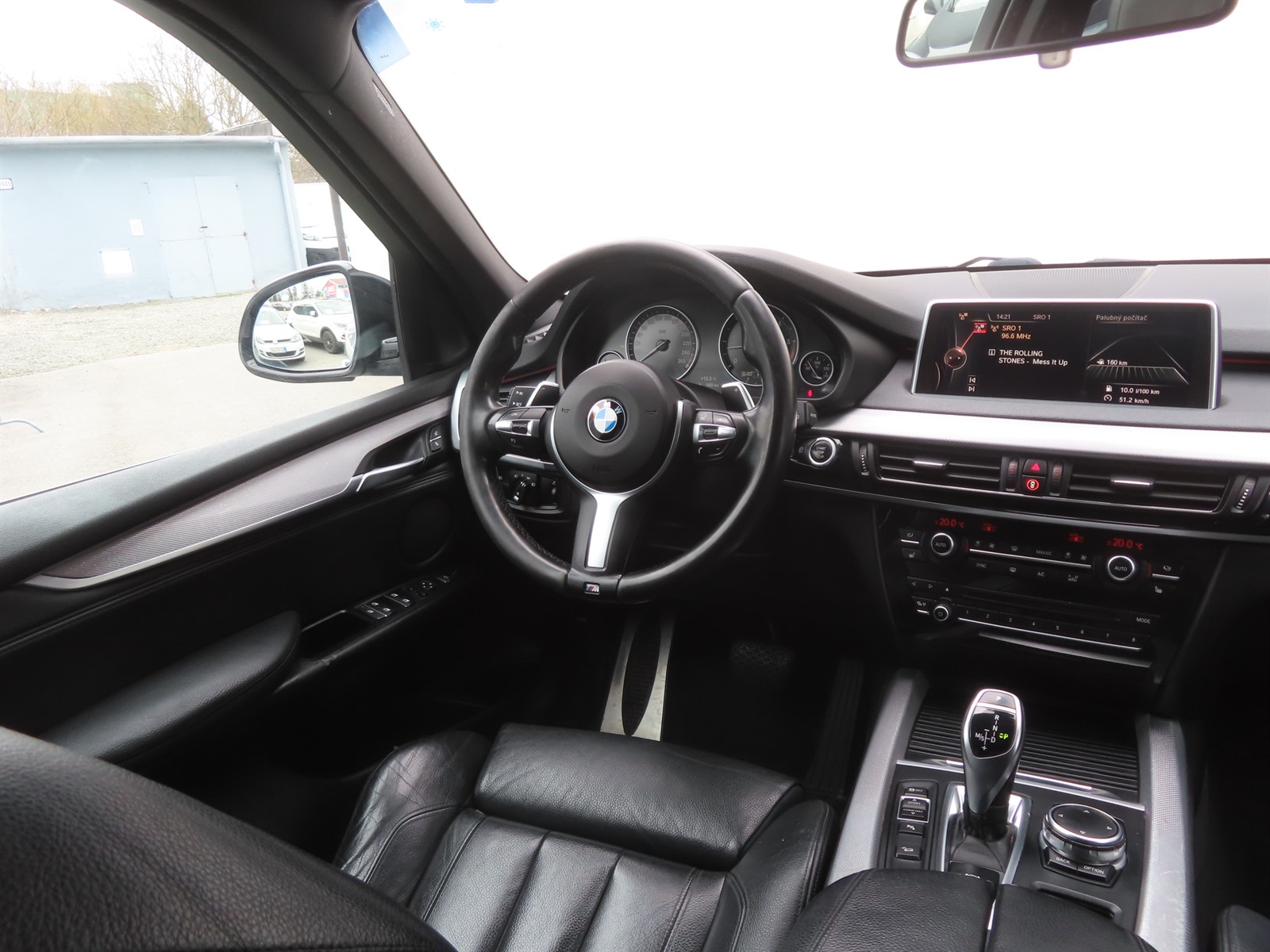 BMW X5, 2015 - pohled č. 9