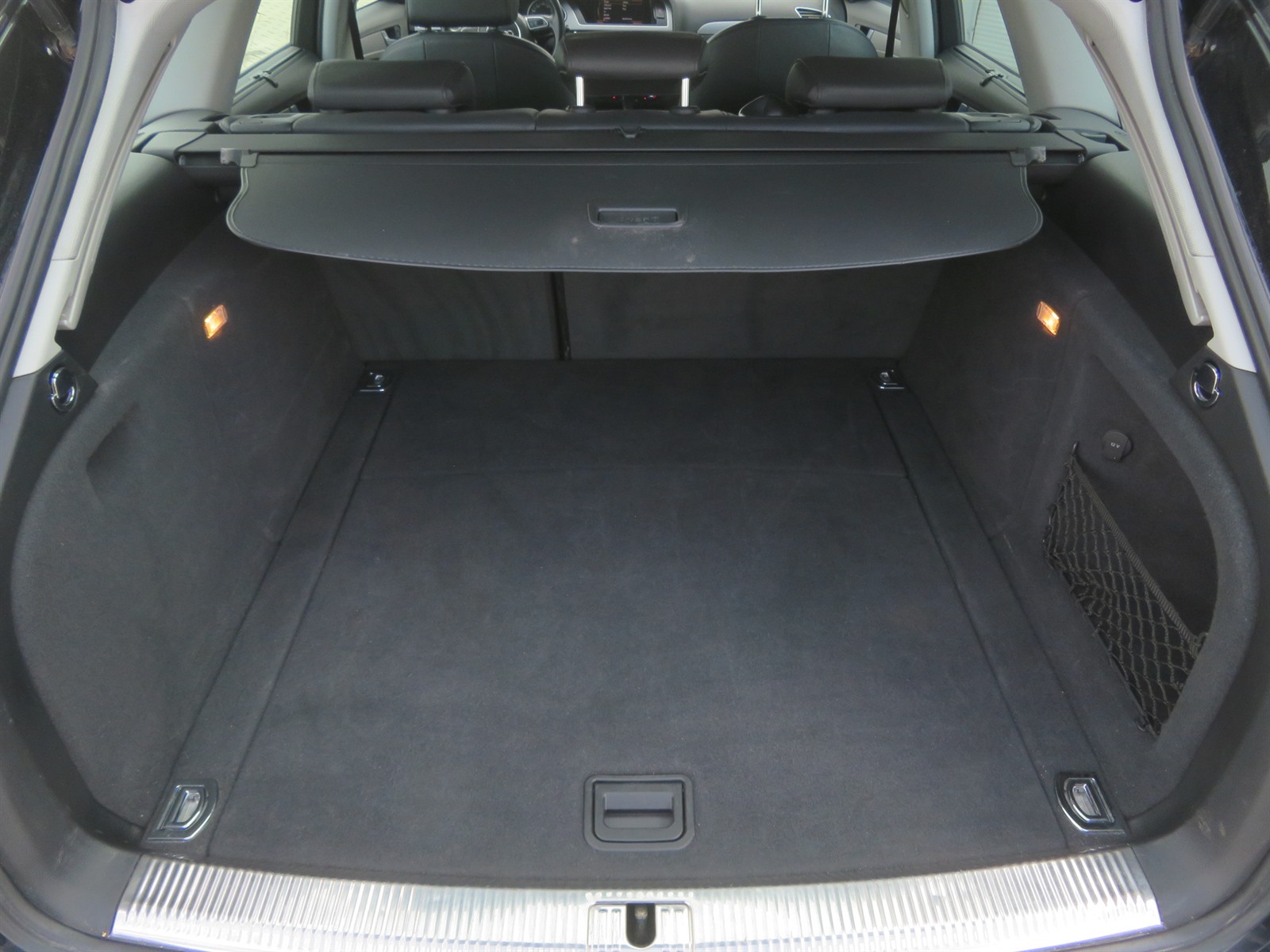 Audi A4, 2012 - pohled č. 20