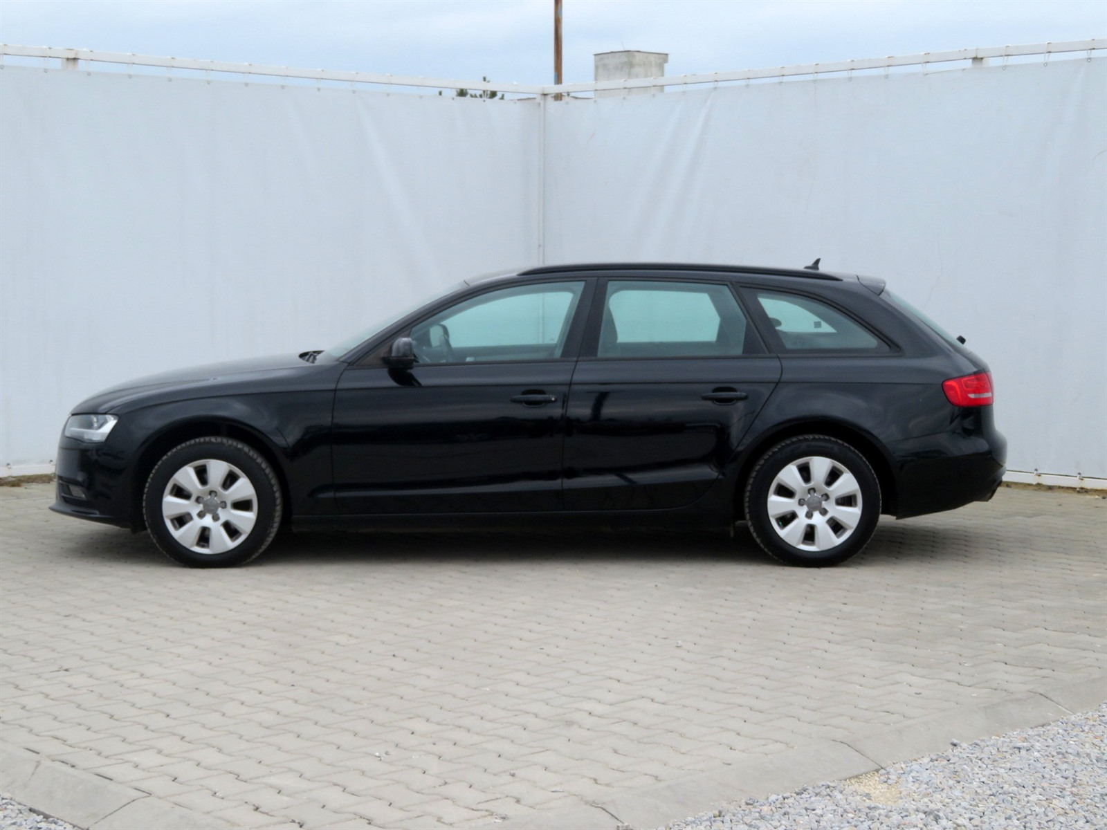 Audi A4, 2012 - pohled č. 4