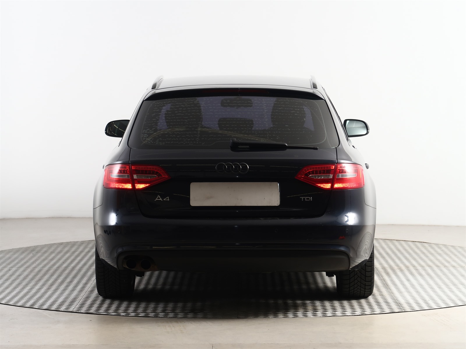 Audi A4, 2012 - pohled č. 6