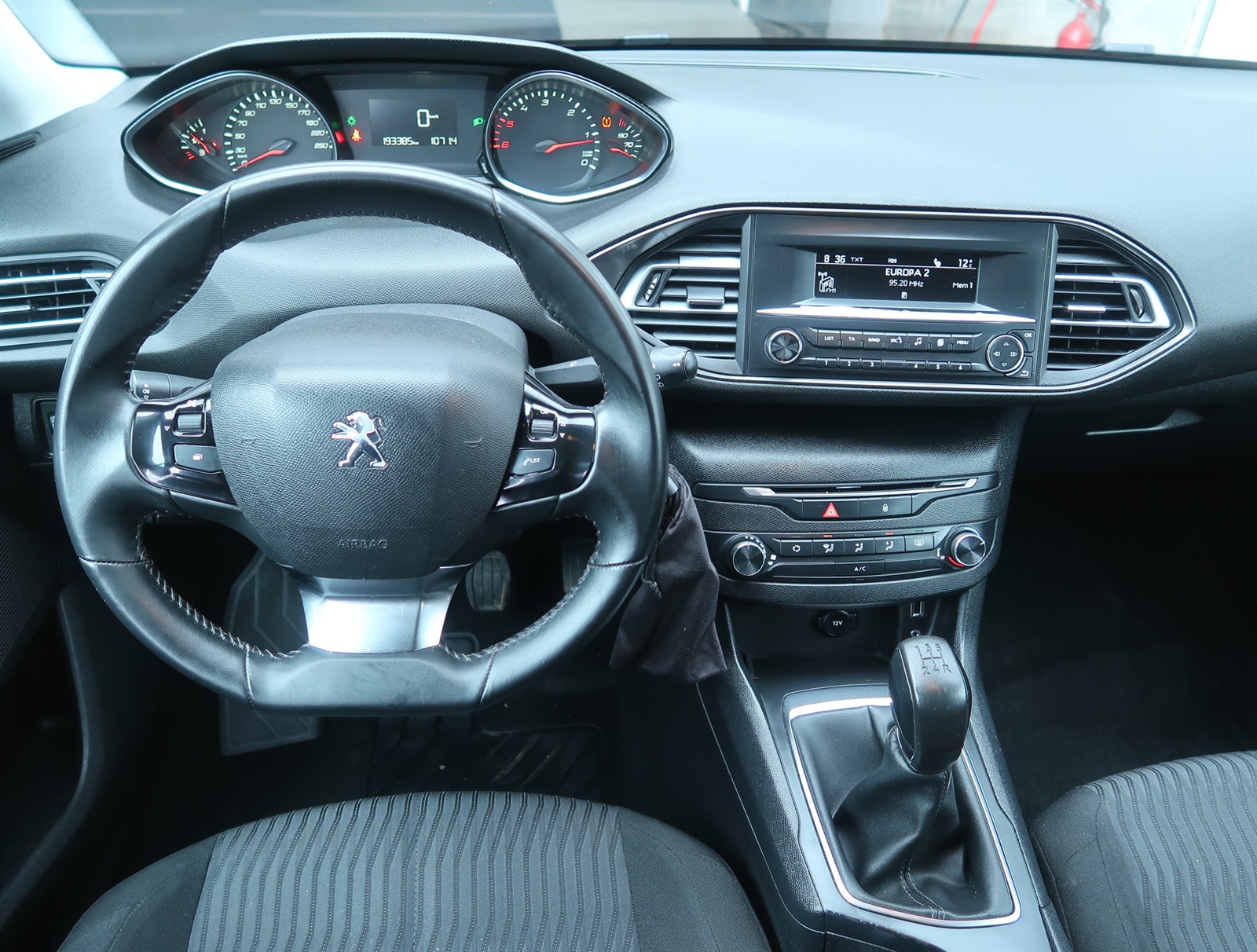 Peugeot 308, 2013 - pohled č. 10