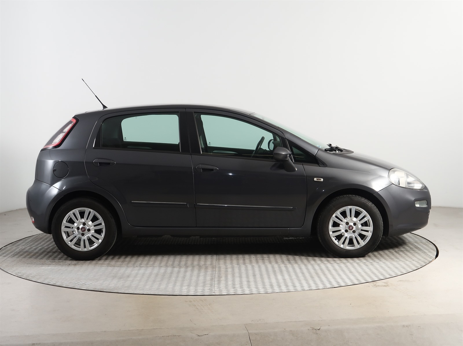 Fiat Punto, 2013 - pohled č. 8