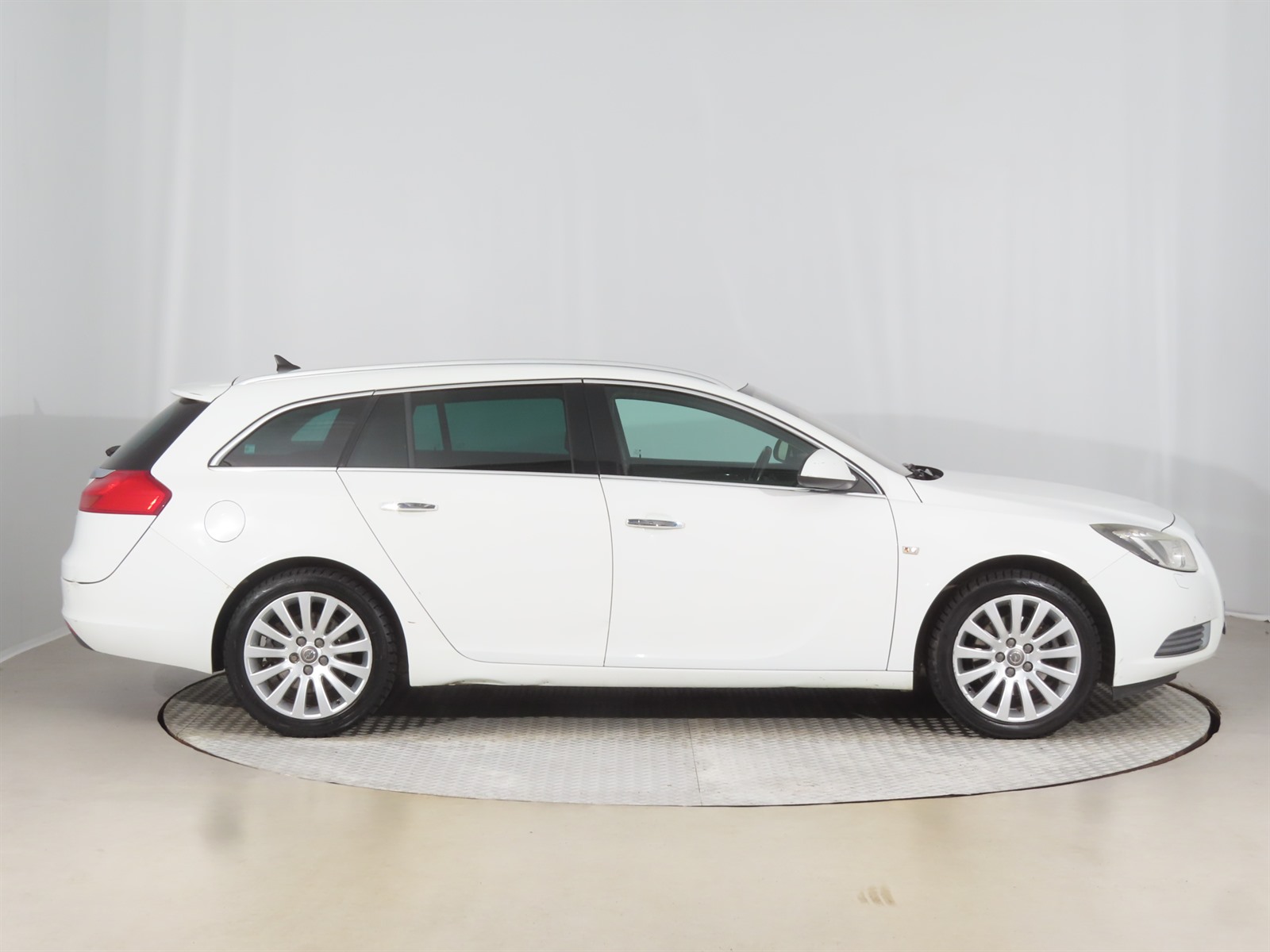 Opel Insignia, 2010 - pohled č. 8