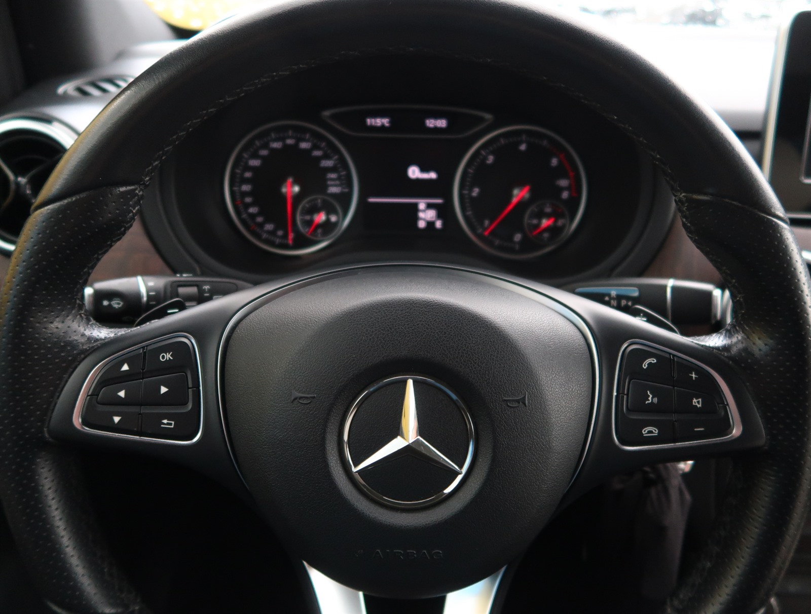 Mercedes-Benz B, 2015 - pohled č. 22