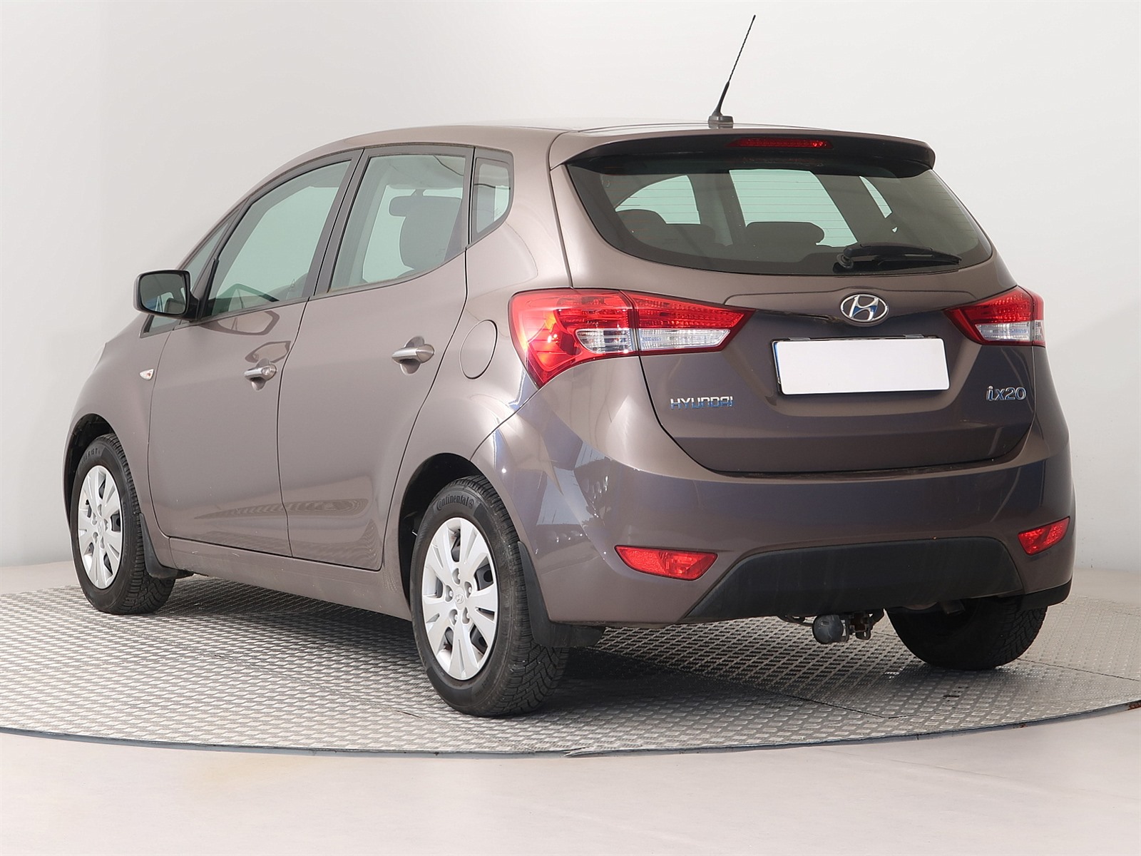 Hyundai ix20, 2014 - pohled č. 5