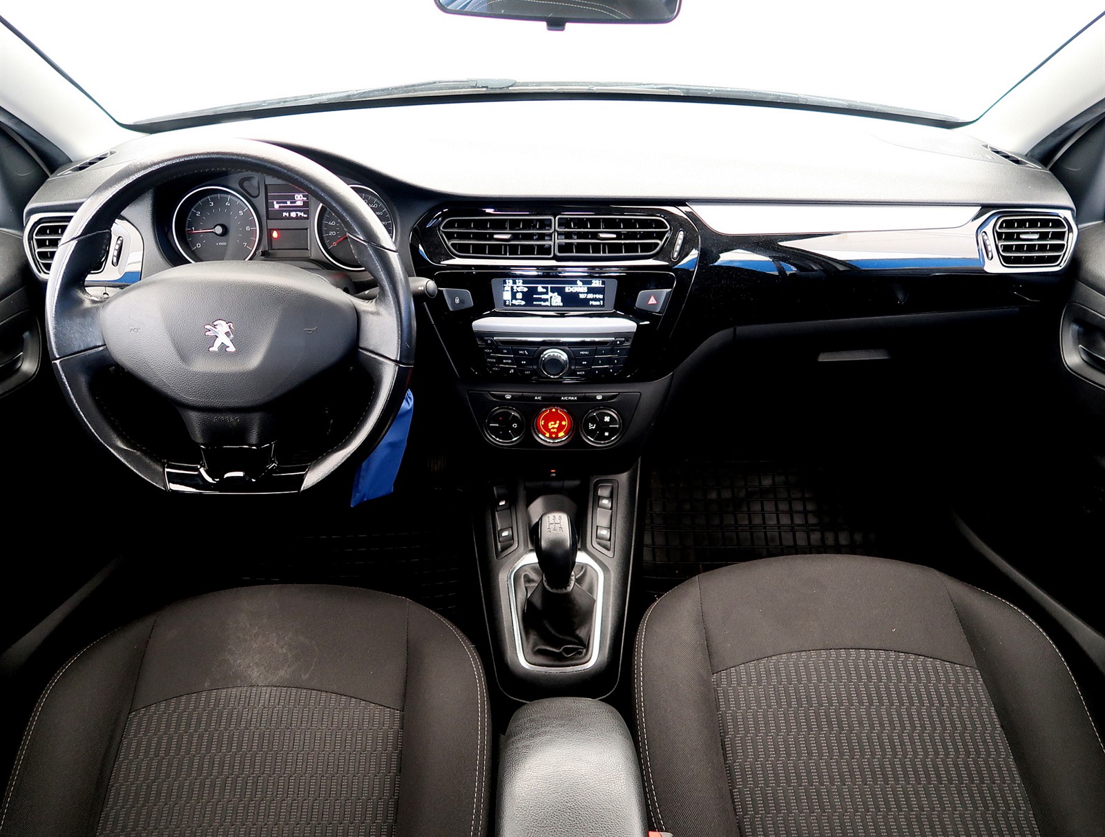 Peugeot 301, 2017 - pohled č. 10
