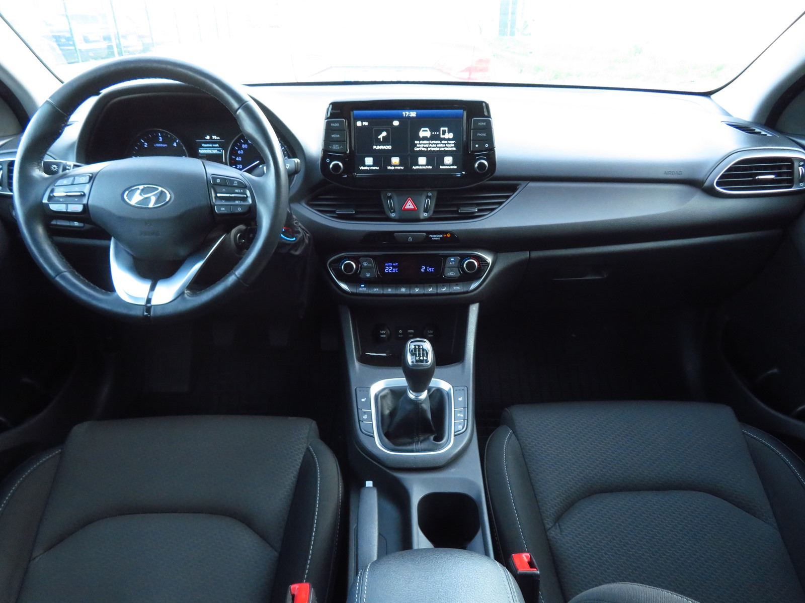 Hyundai i30, 2019 - pohled č. 10