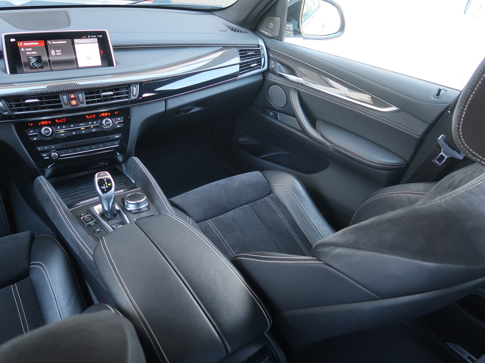 BMW X6, 2020 - pohled č. 11