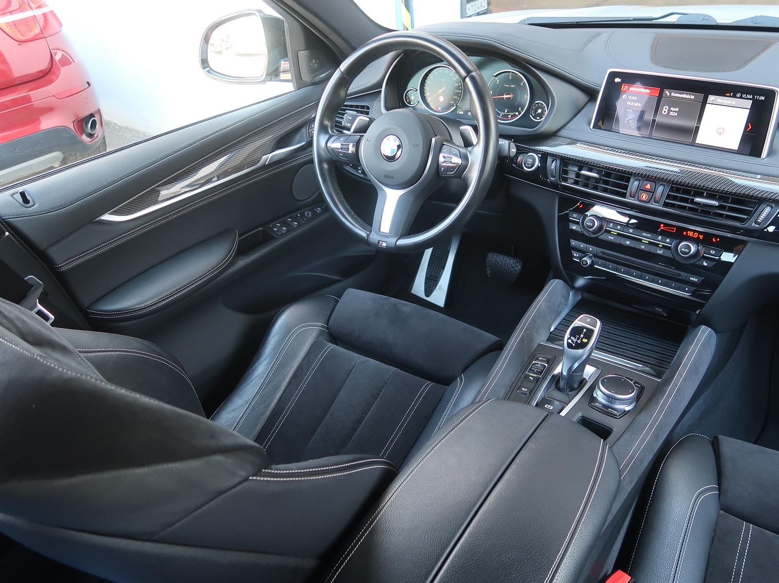 BMW X6, 2020 - pohled č. 9