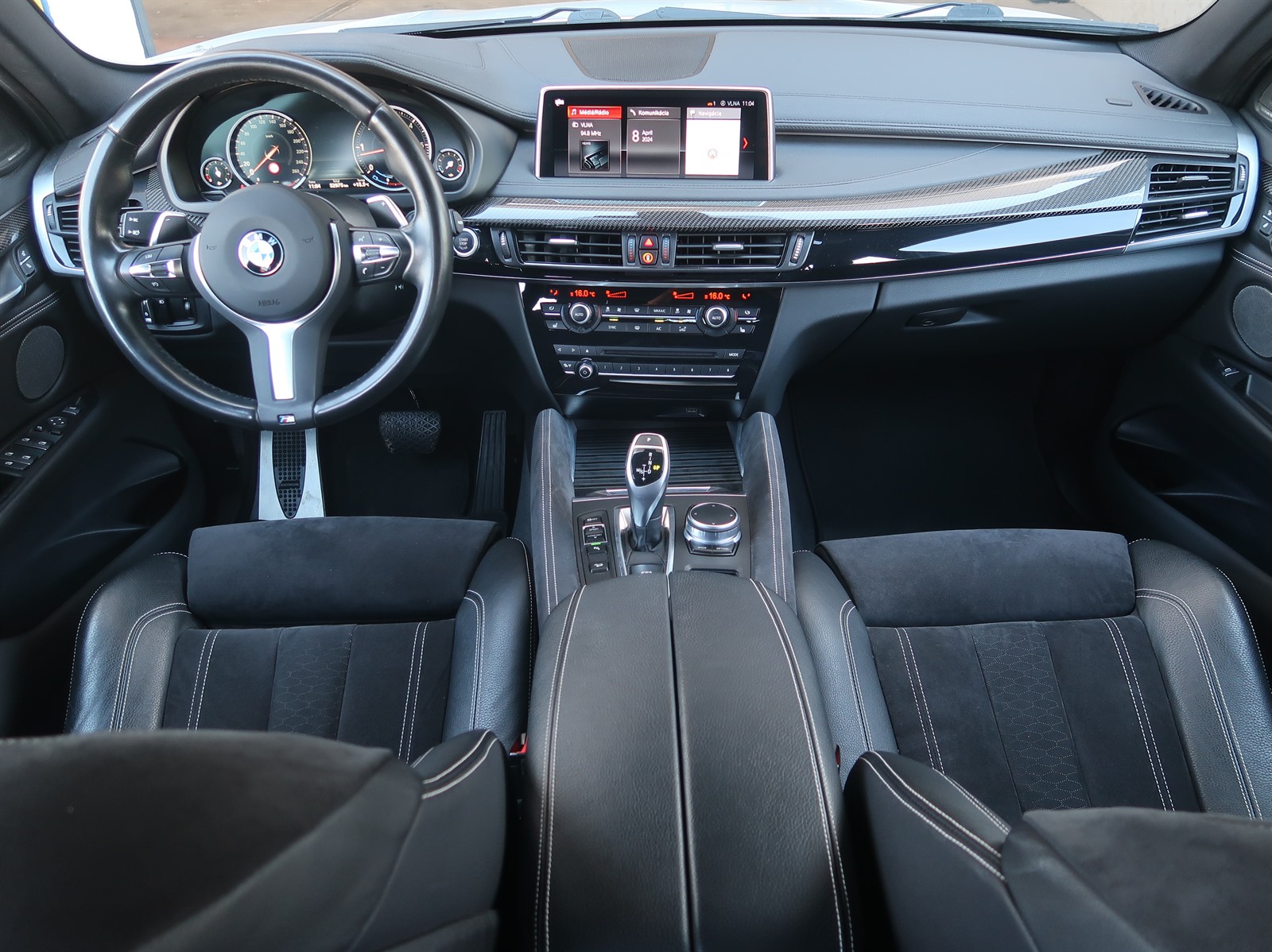 BMW X6, 2020 - pohled č. 10