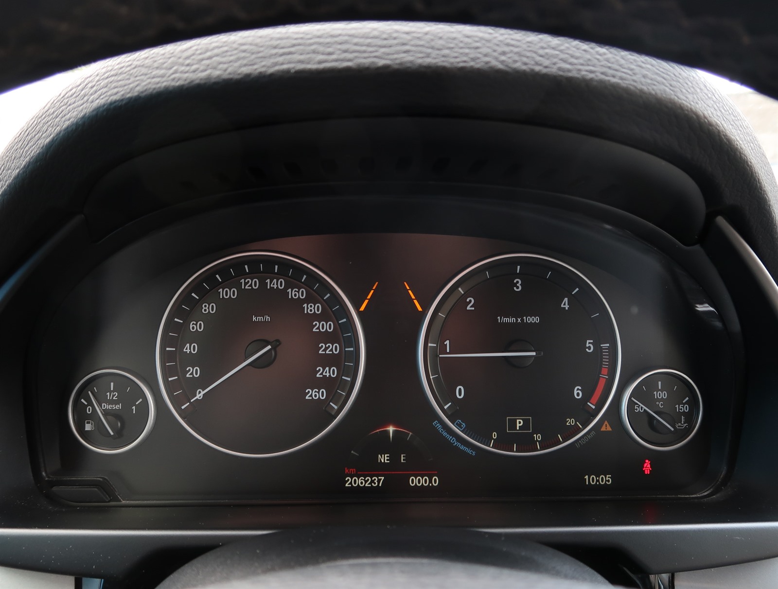 BMW X5, 2015 - pohled č. 17