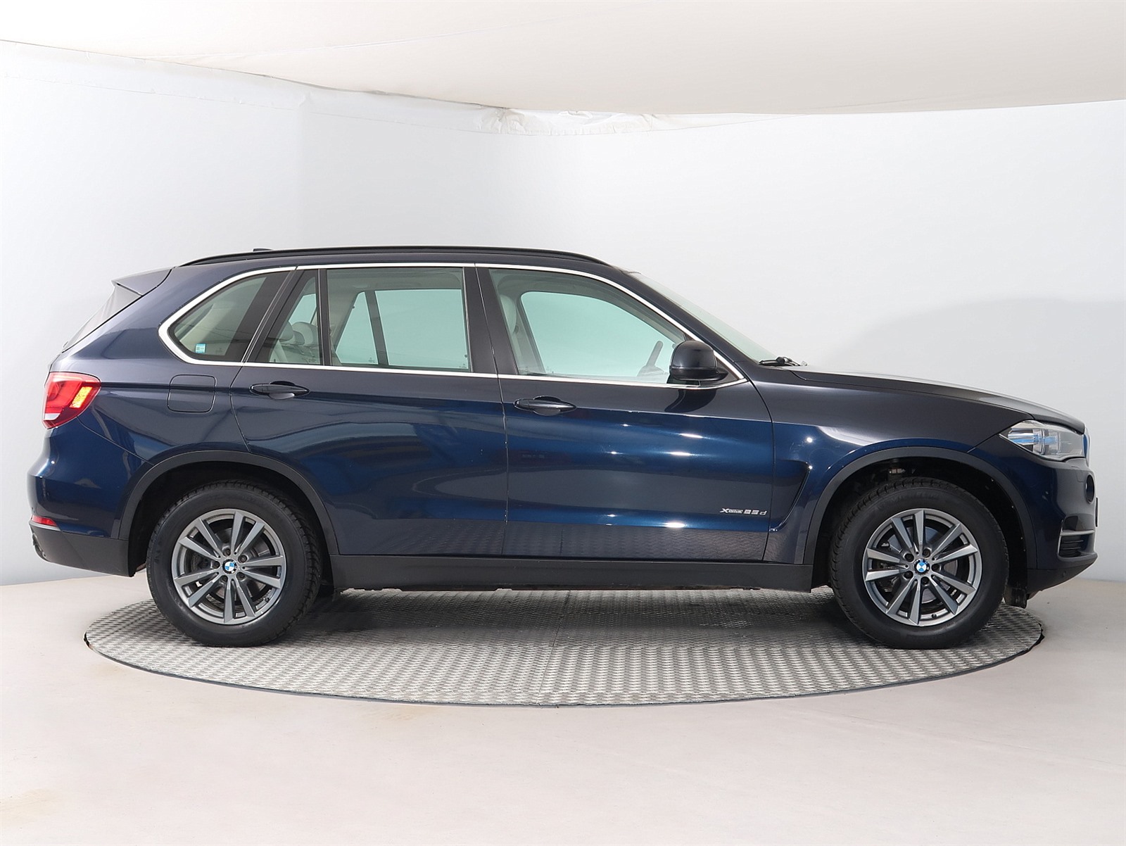 BMW X5, 2015 - pohled č. 8