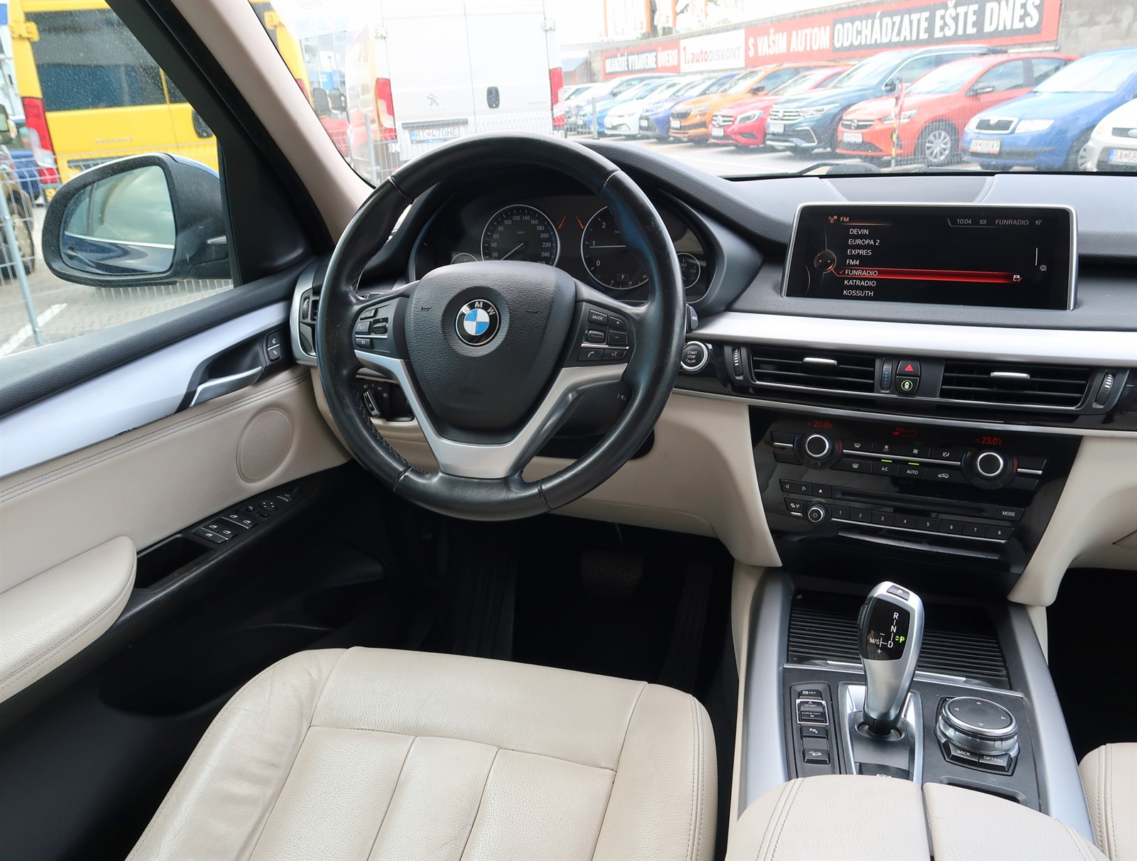 BMW X5, 2015 - pohled č. 9