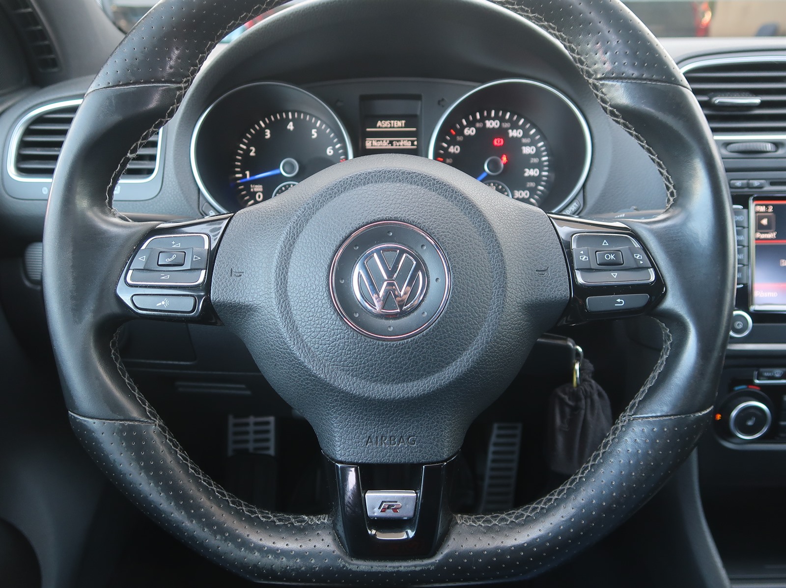 Volkswagen Golf, 2011 - pohled č. 22