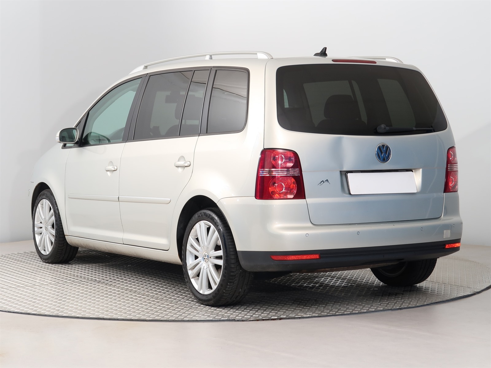Volkswagen Touran, 2009 - pohled č. 5
