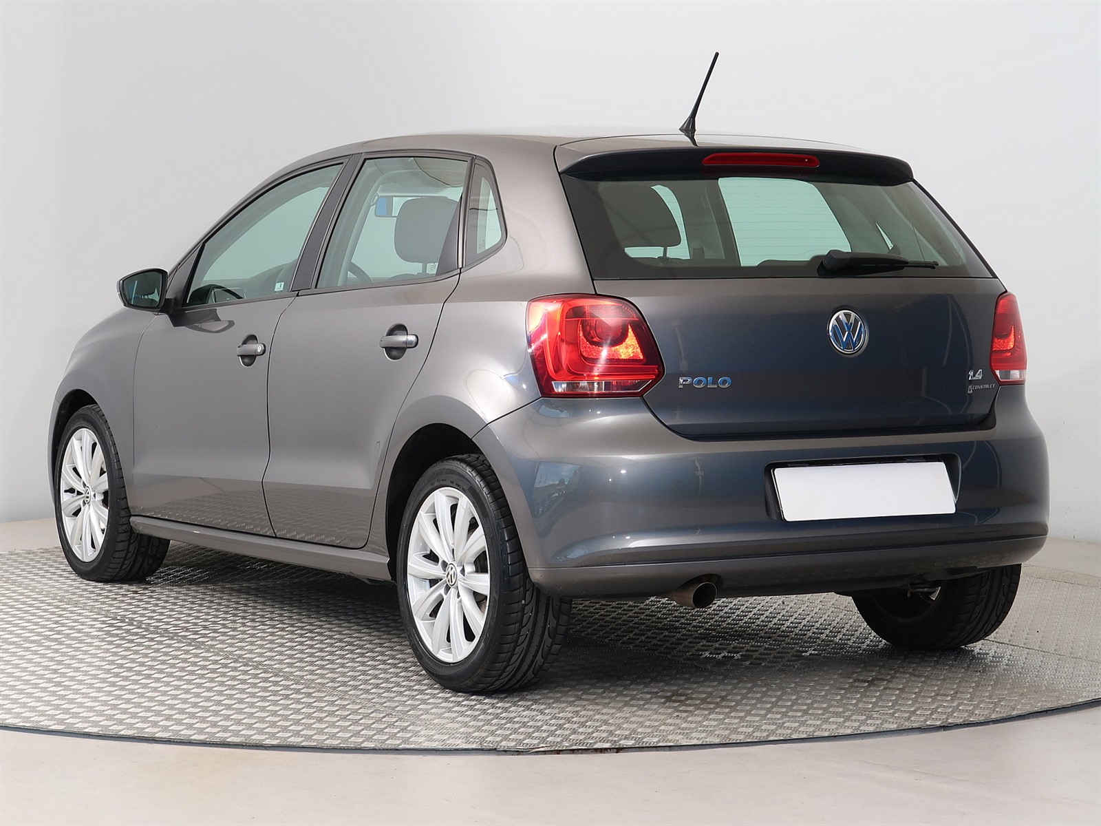 Volkswagen Polo, 2010 - pohled č. 5