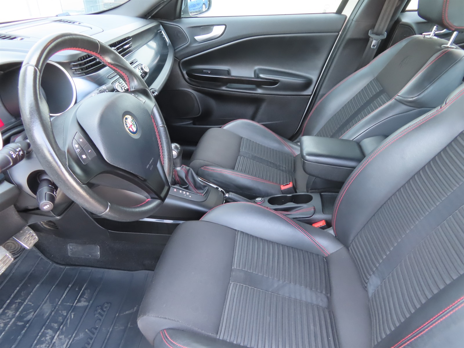 Alfa Romeo Giulietta, 2014 - pohled č. 16