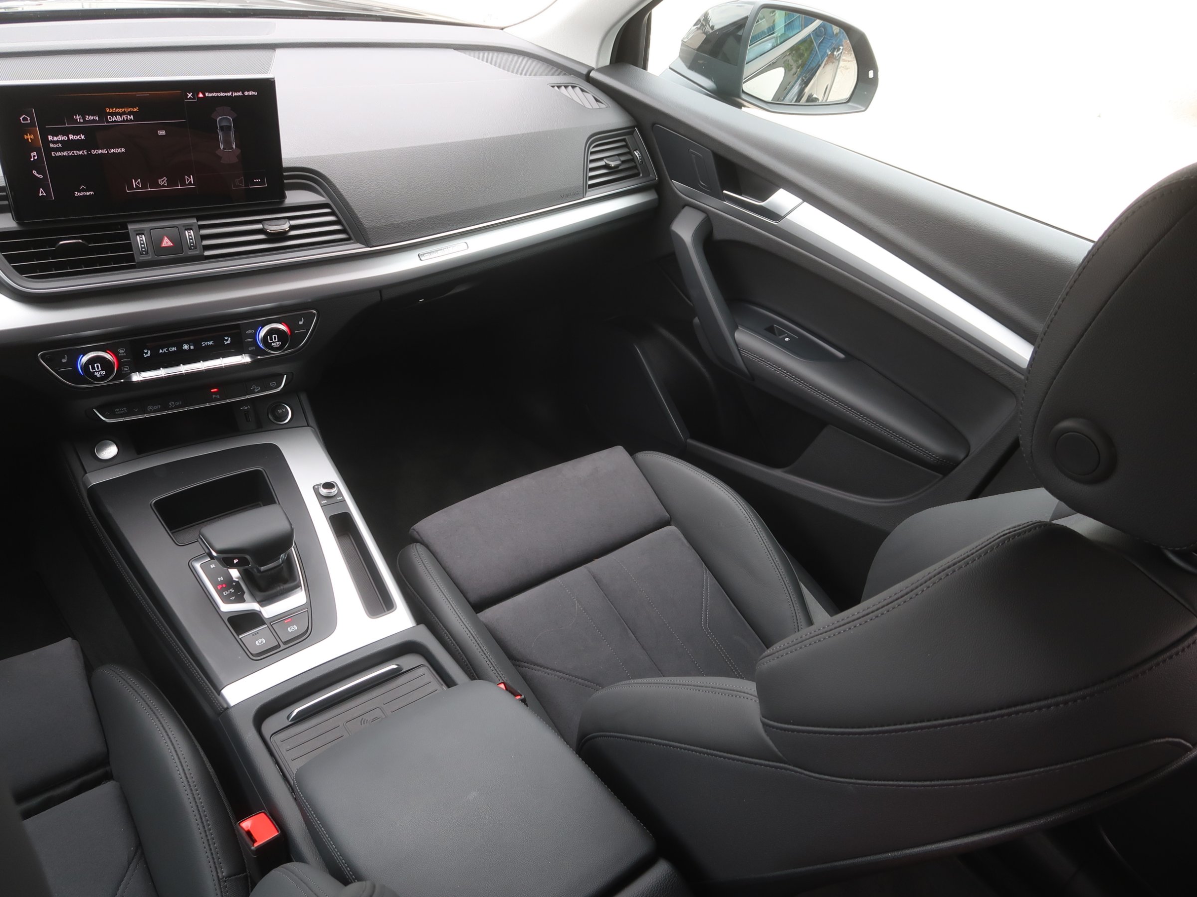 Audi Q5, 2024 - pohled č. 11