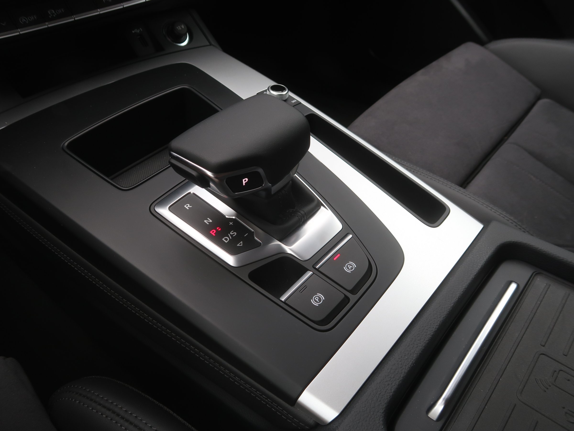 Audi Q5, 2024 - pohled č. 19