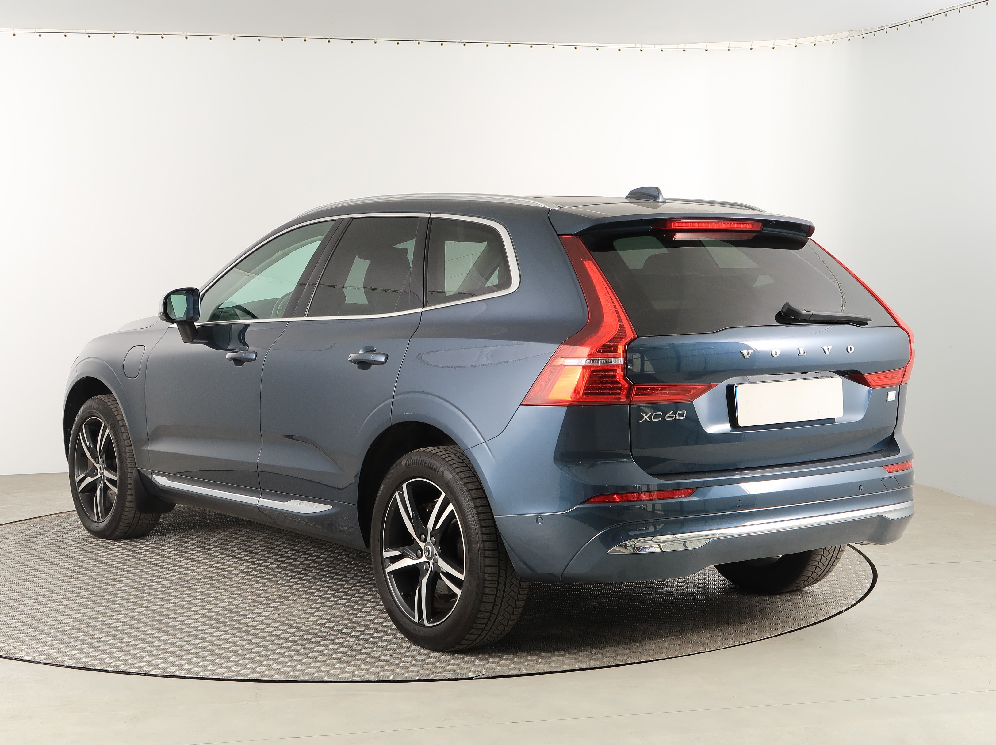 Volvo XC60, 2022 - pohled č. 5
