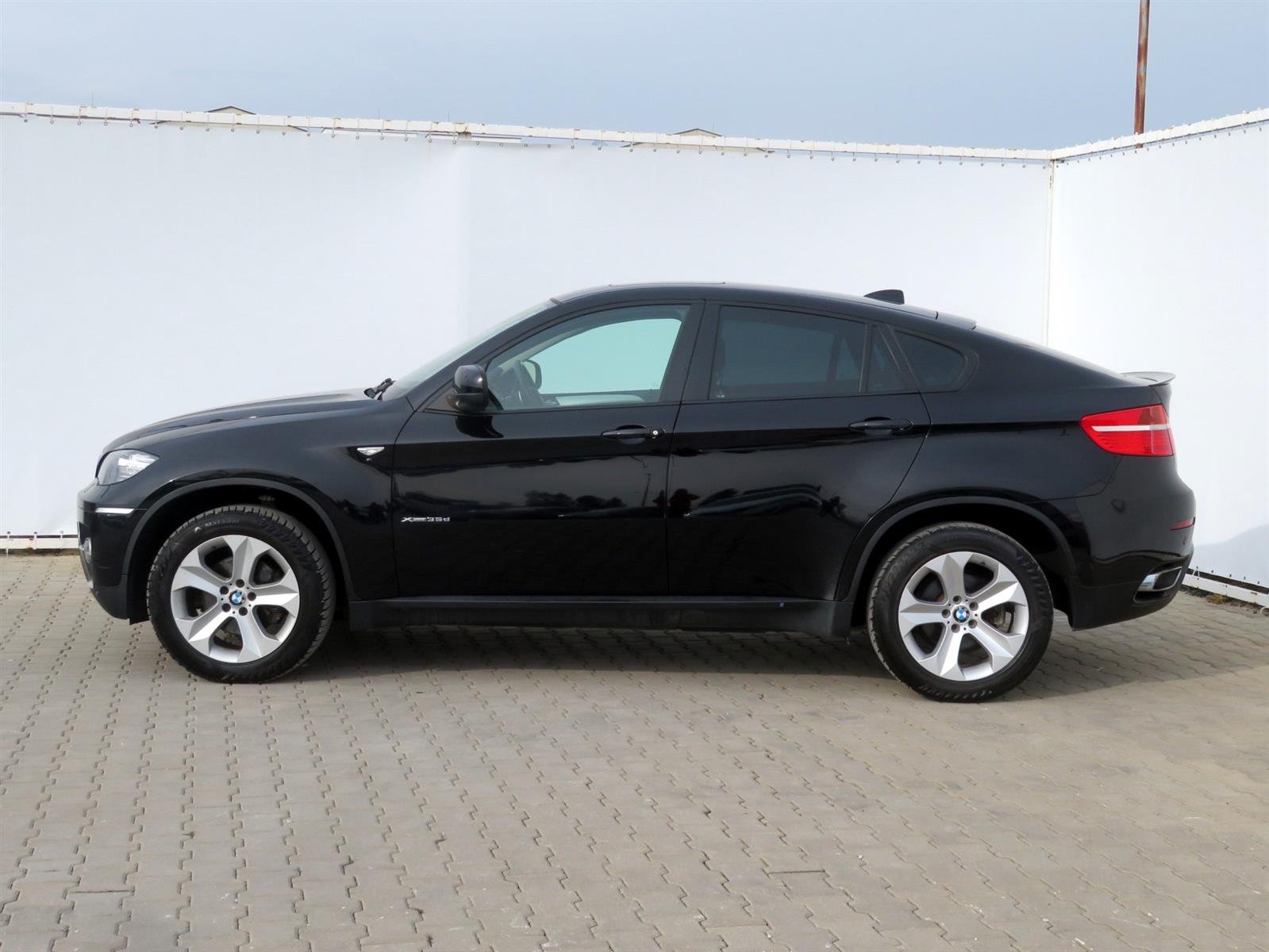 BMW X6, 2011 - pohled č. 4