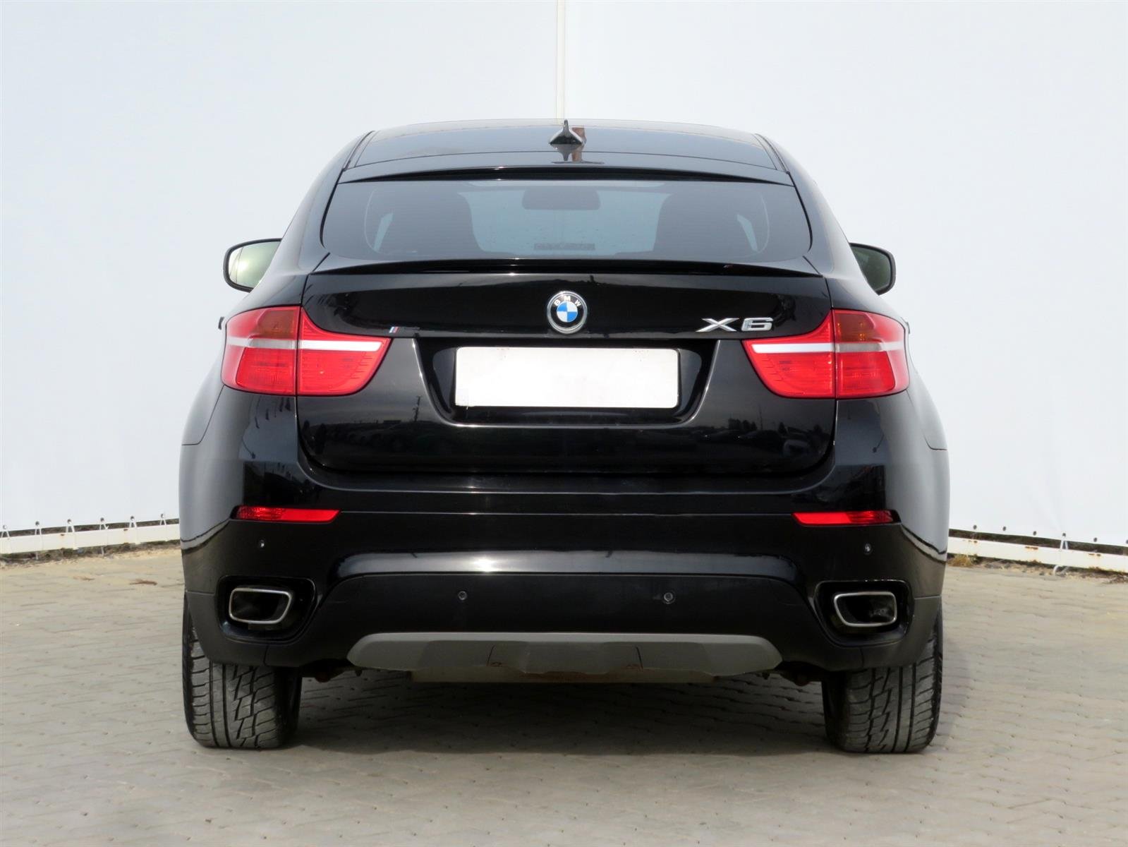 BMW X6, 2011 - pohled č. 6