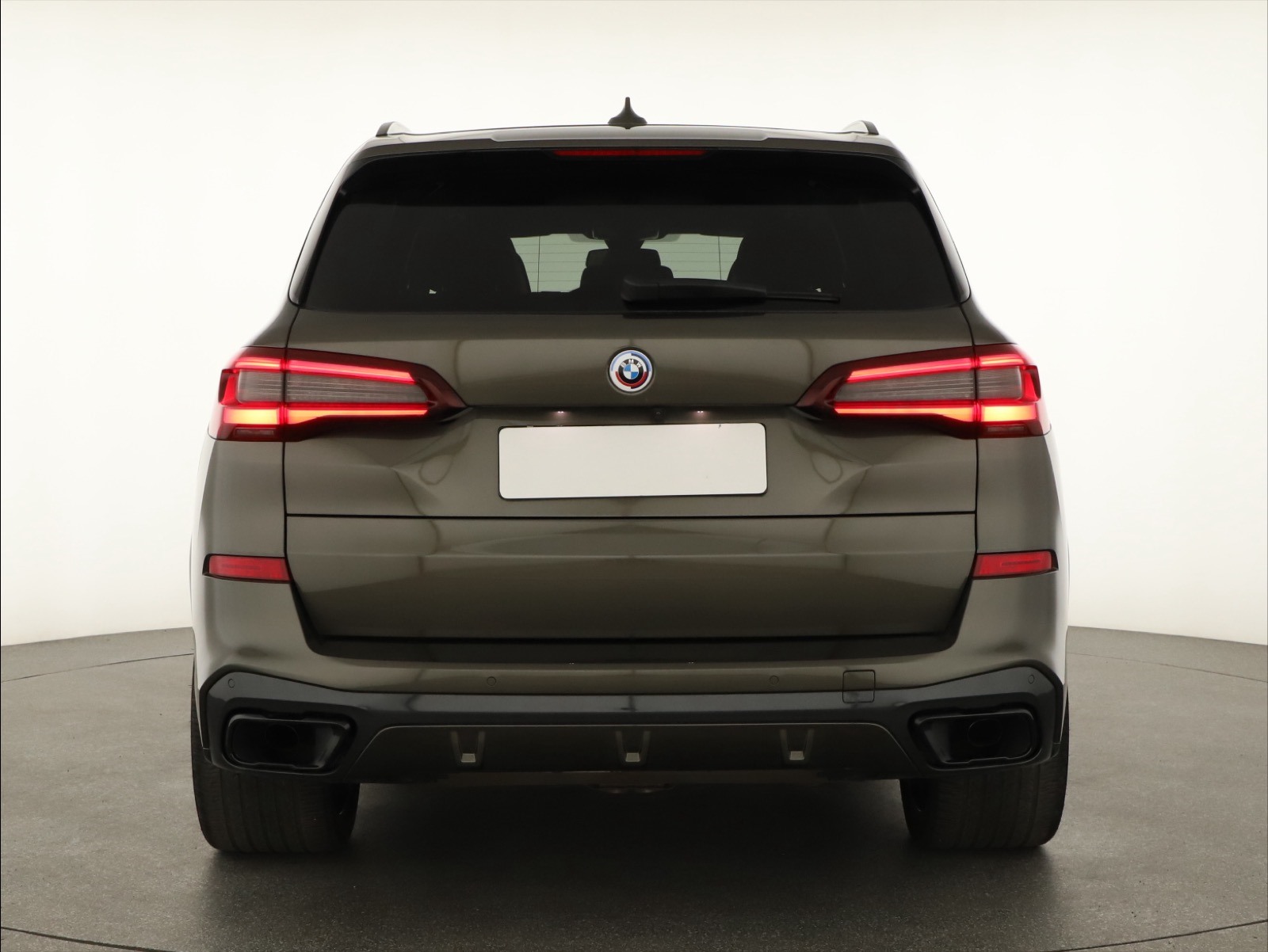 BMW X5, 2022 - pohled č. 6