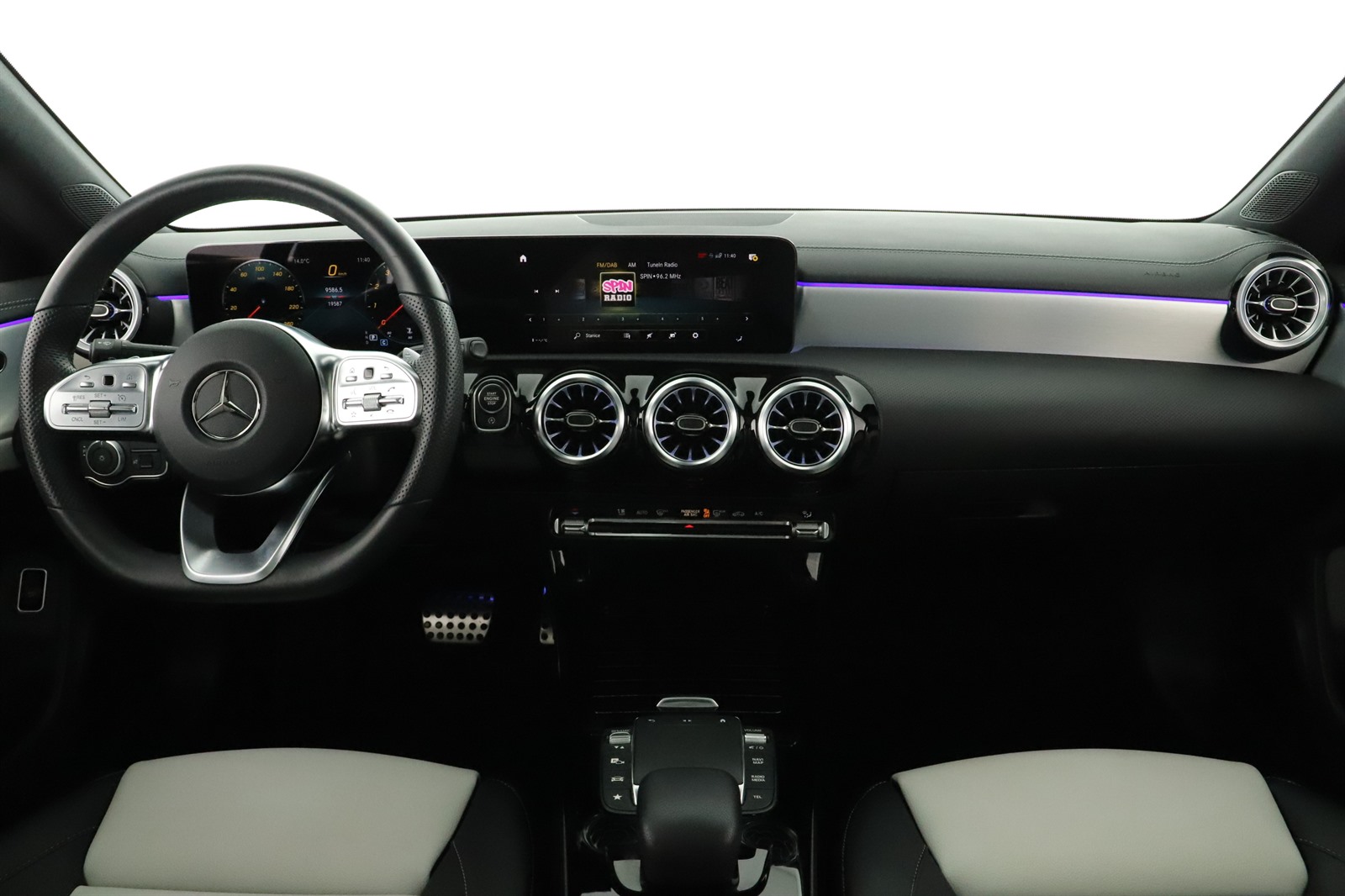 Mercedes-Benz CLA, 2023 - pohled č. 9