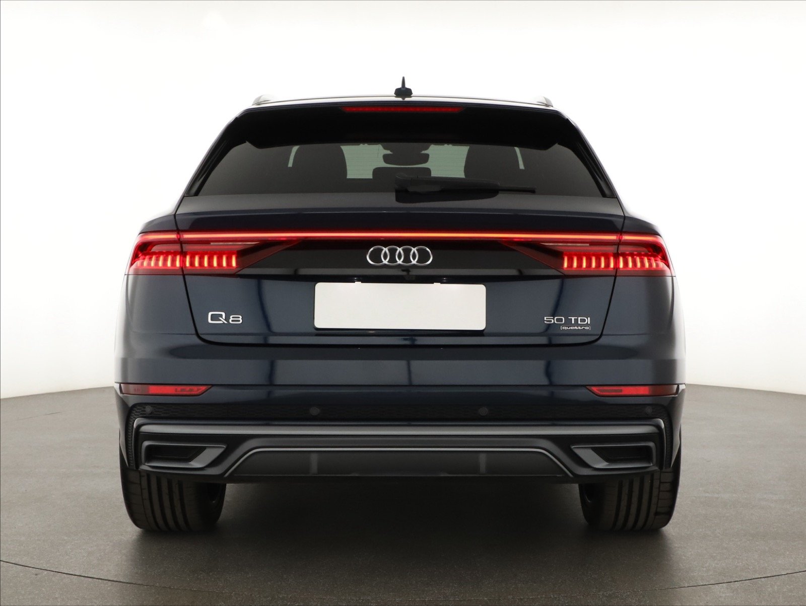 Audi Q8, 2023 - pohled č. 6