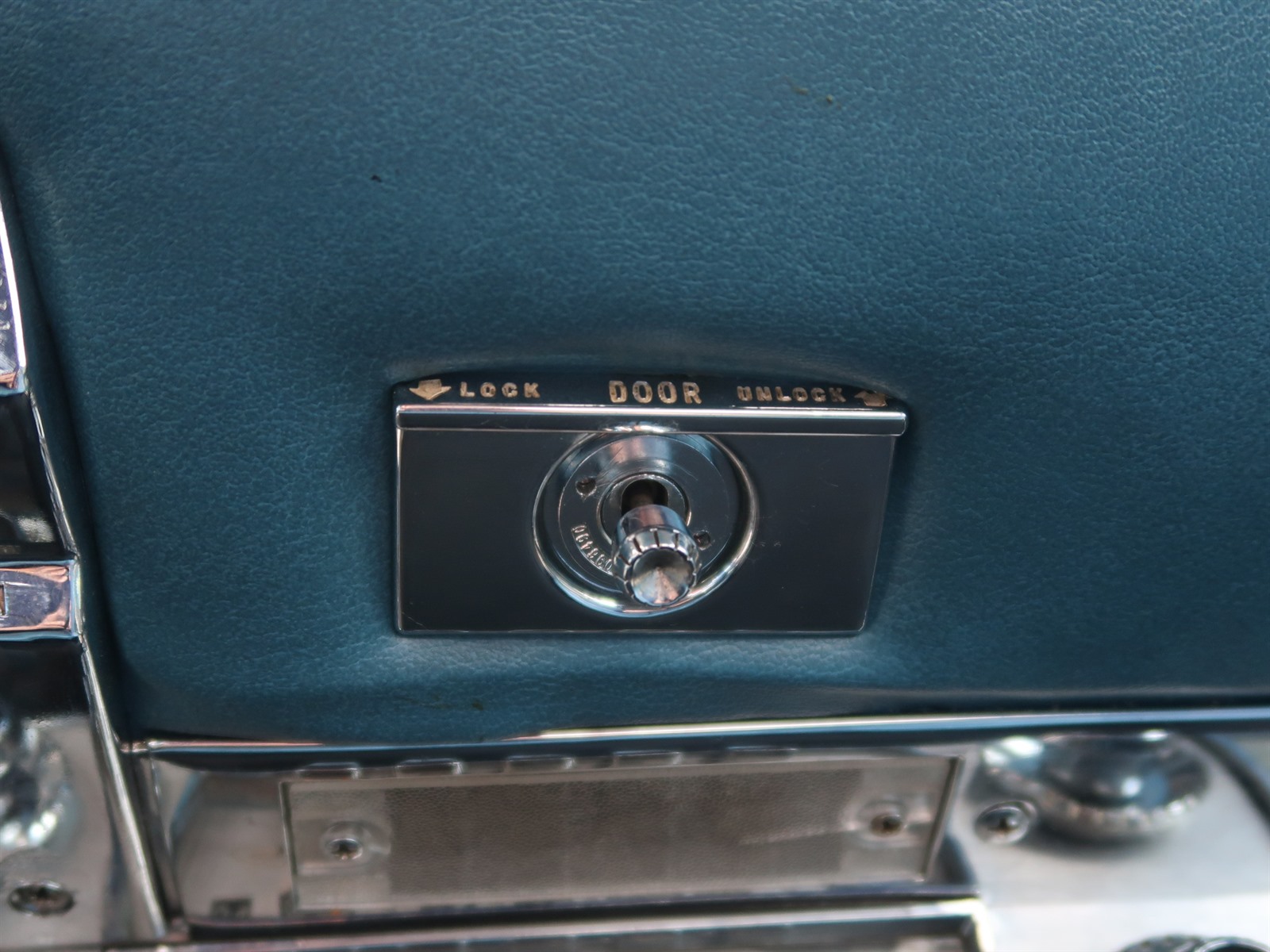 Chrysler Ostatní, 1960 - pohled č. 25