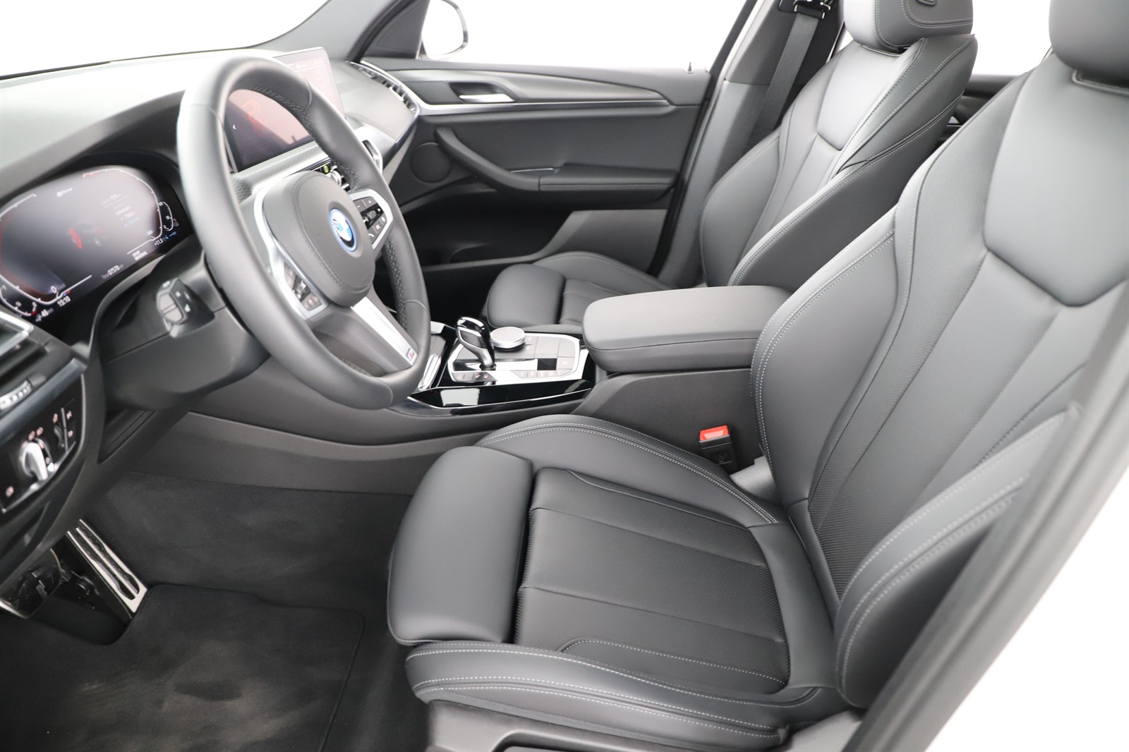 BMW X3, 2023 - pohled č. 13