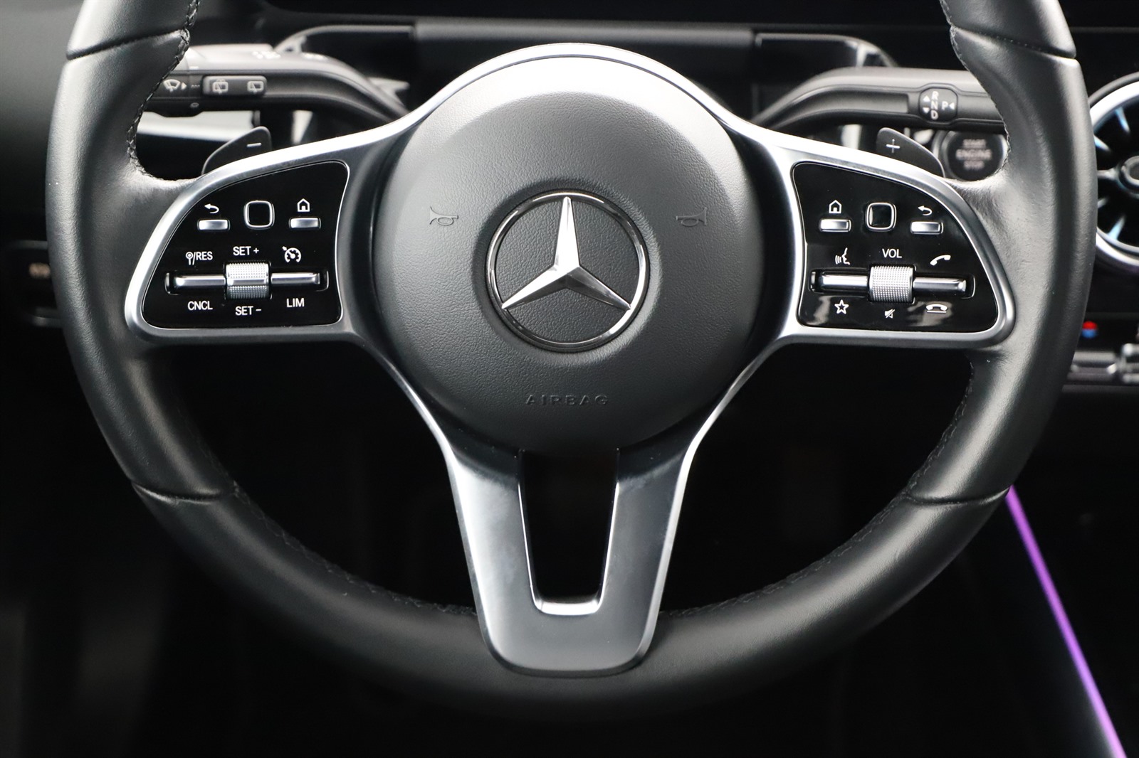 Mercedes-Benz GLA, 2023 - pohled č. 14