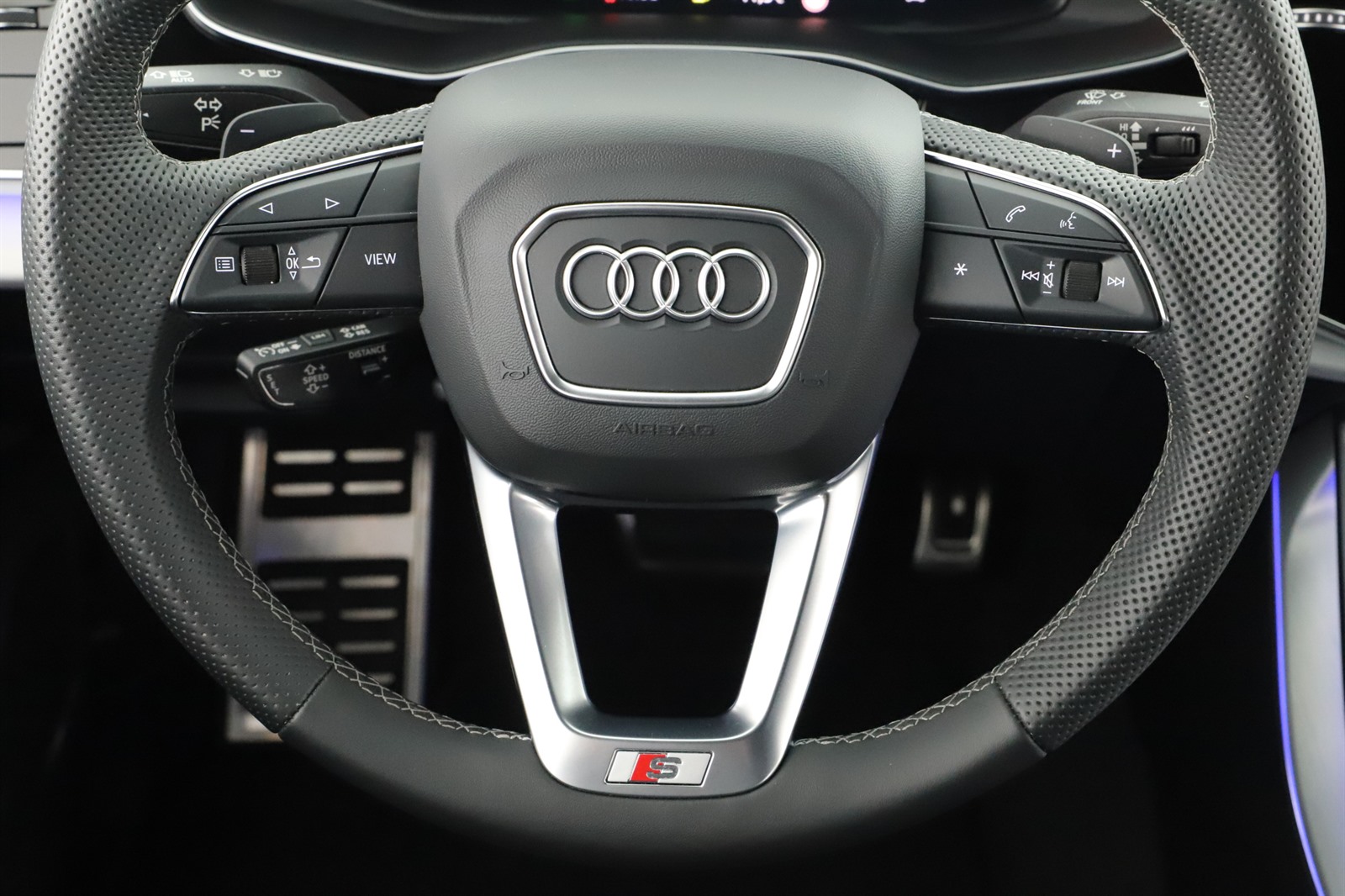Audi Q8, 2023 - pohled č. 14