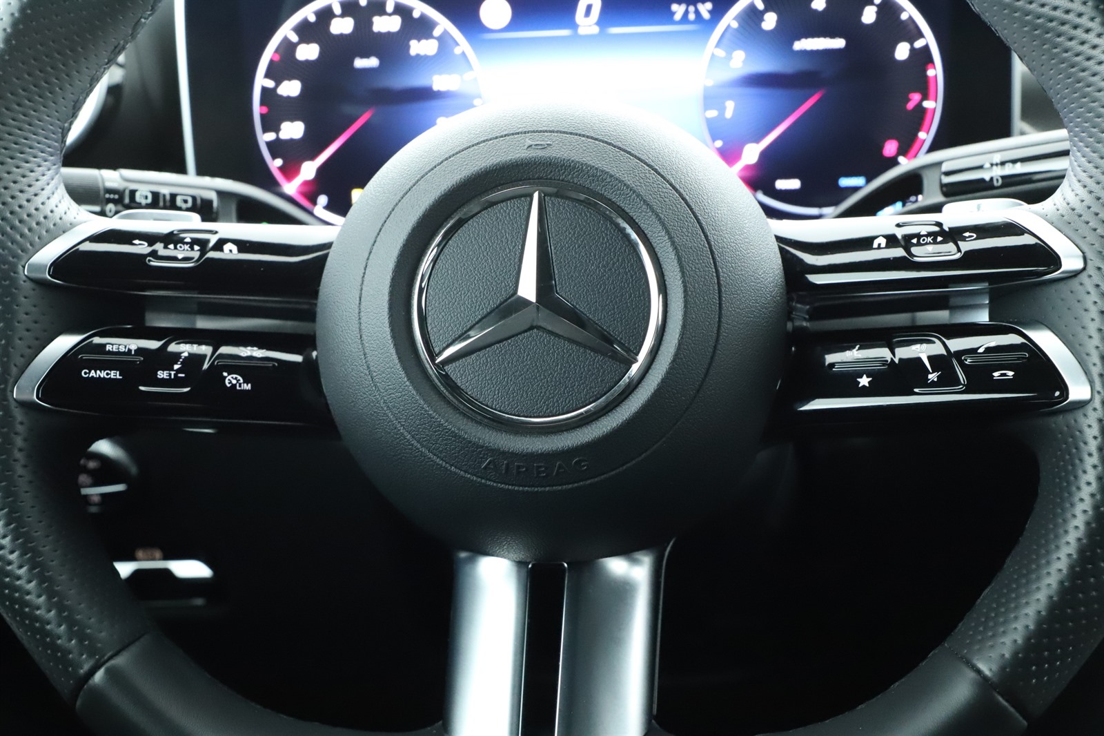 Mercedes-Benz GLC, 2023 - pohled č. 14