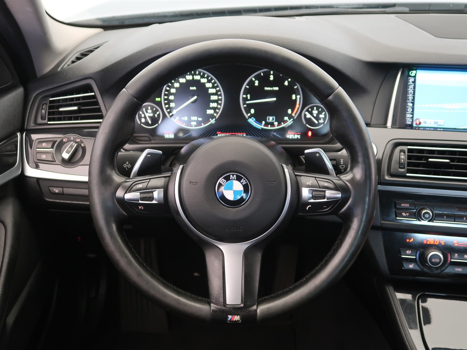 BMW Řada 5, 2016 - pohled č. 22