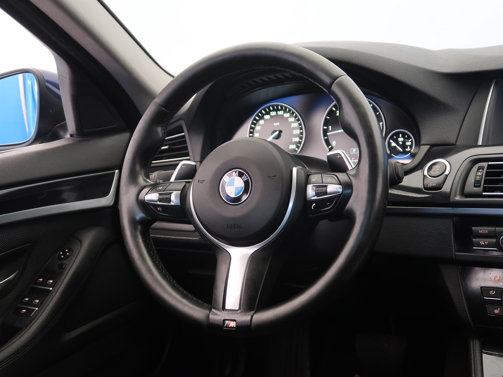 BMW Řada 5, 2016 - pohled č. 25