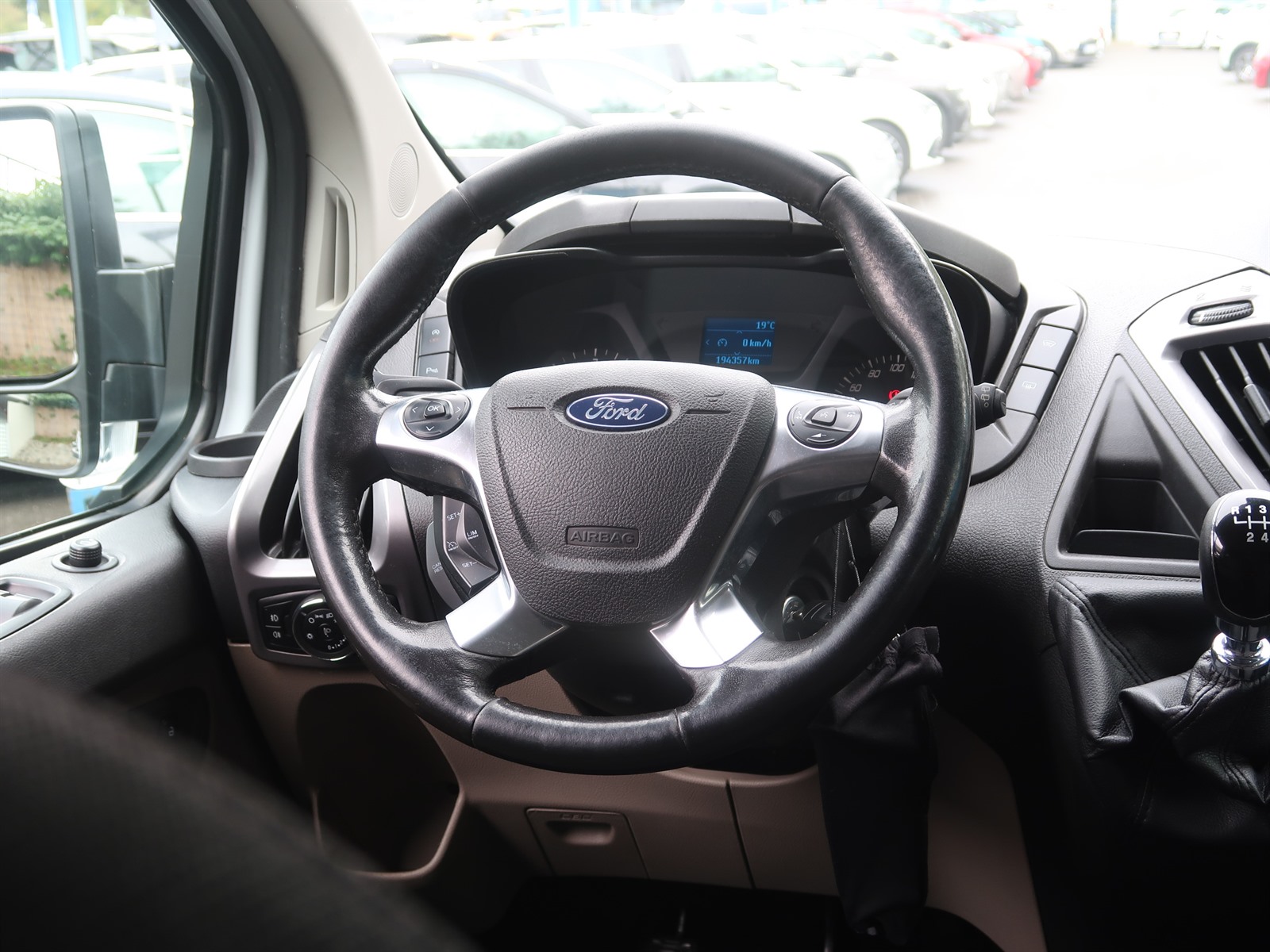 Ford Tourneo Custom, 2017 - pohled č. 21