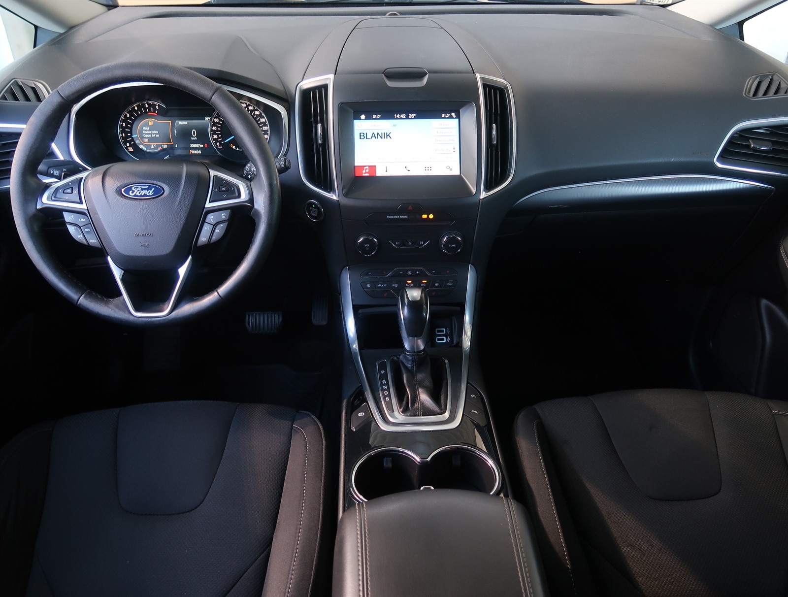 Ford S-MAX, 2018 - pohled č. 10