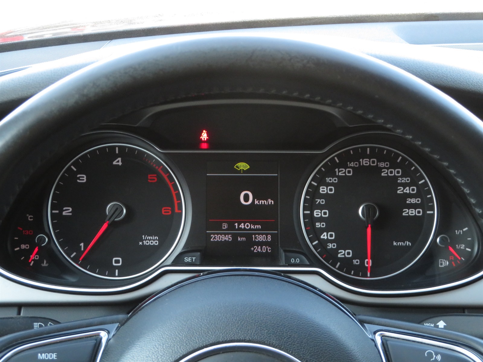 Audi A4, 2012 - pohled č. 17