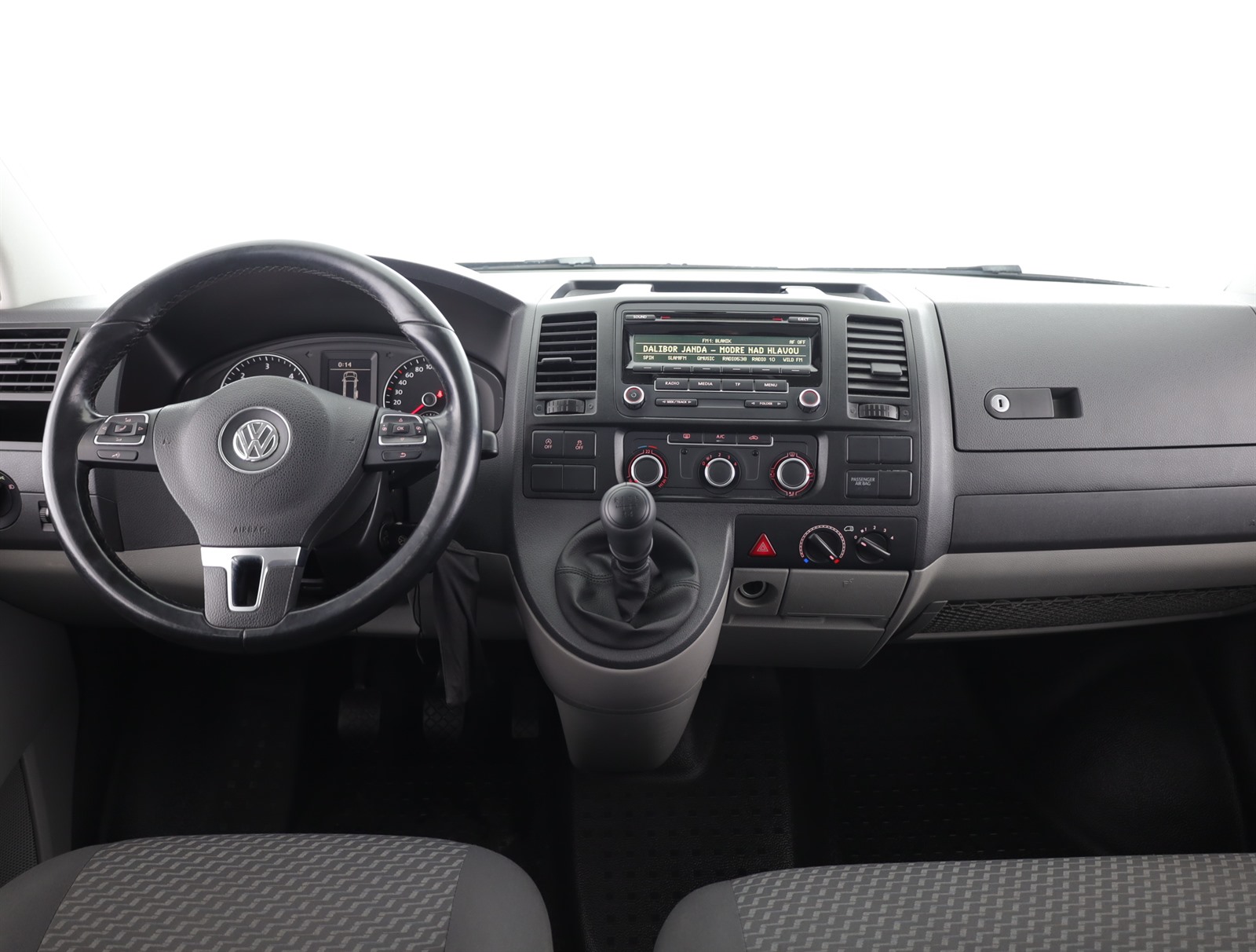 Volkswagen Transporter, 2015 - pohled č. 9