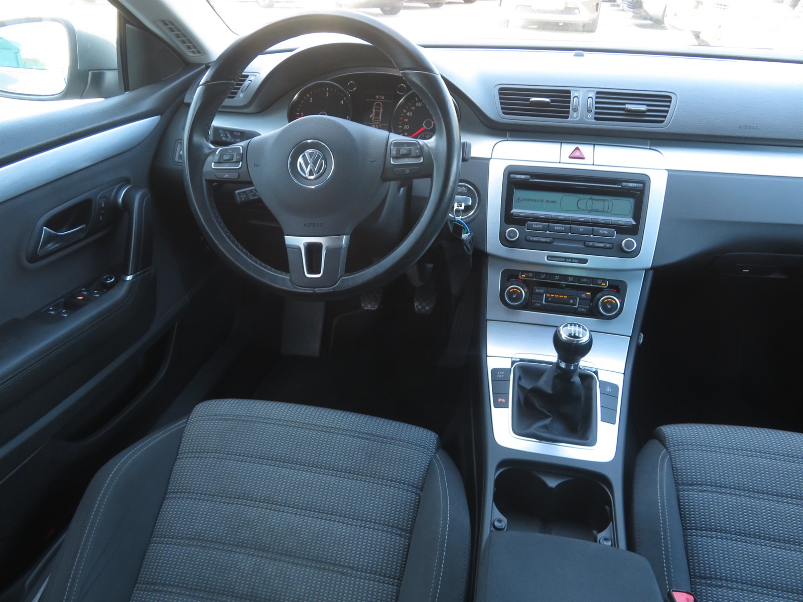 Volkswagen Passat CC, 2011 - pohled č. 9