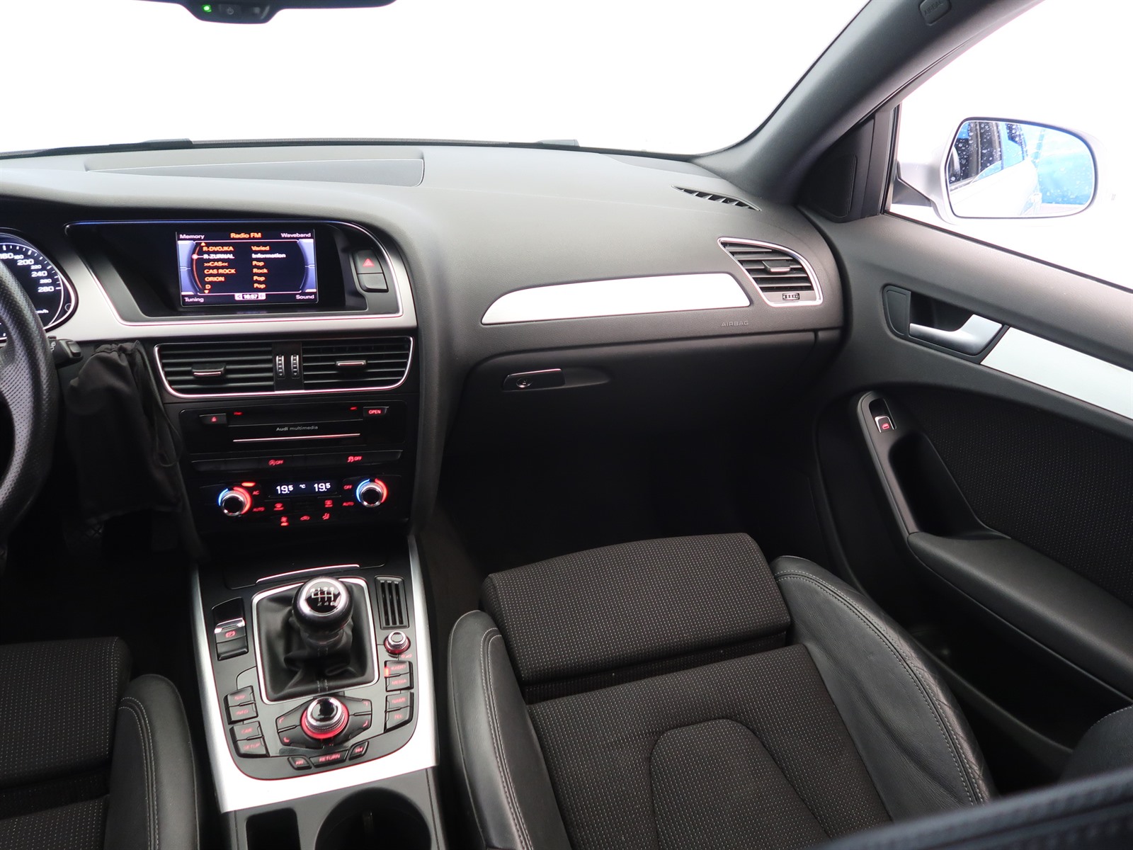 Audi A4, 2012 - pohled č. 11