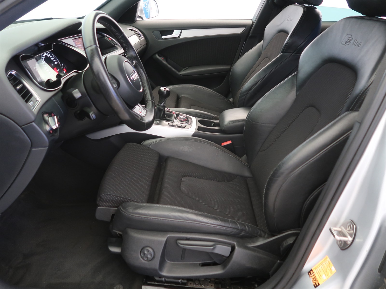 Audi A4, 2012 - pohled č. 16