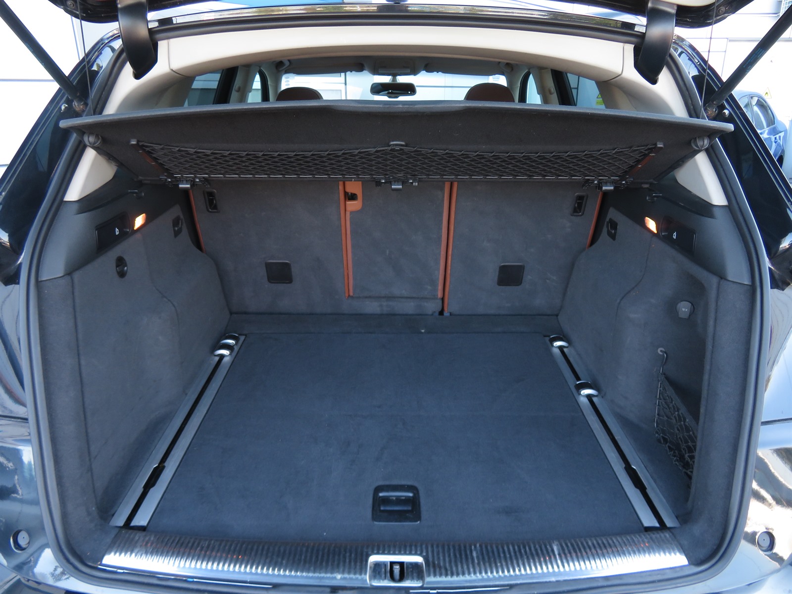 Audi Q5, 2008 - pohled č. 20